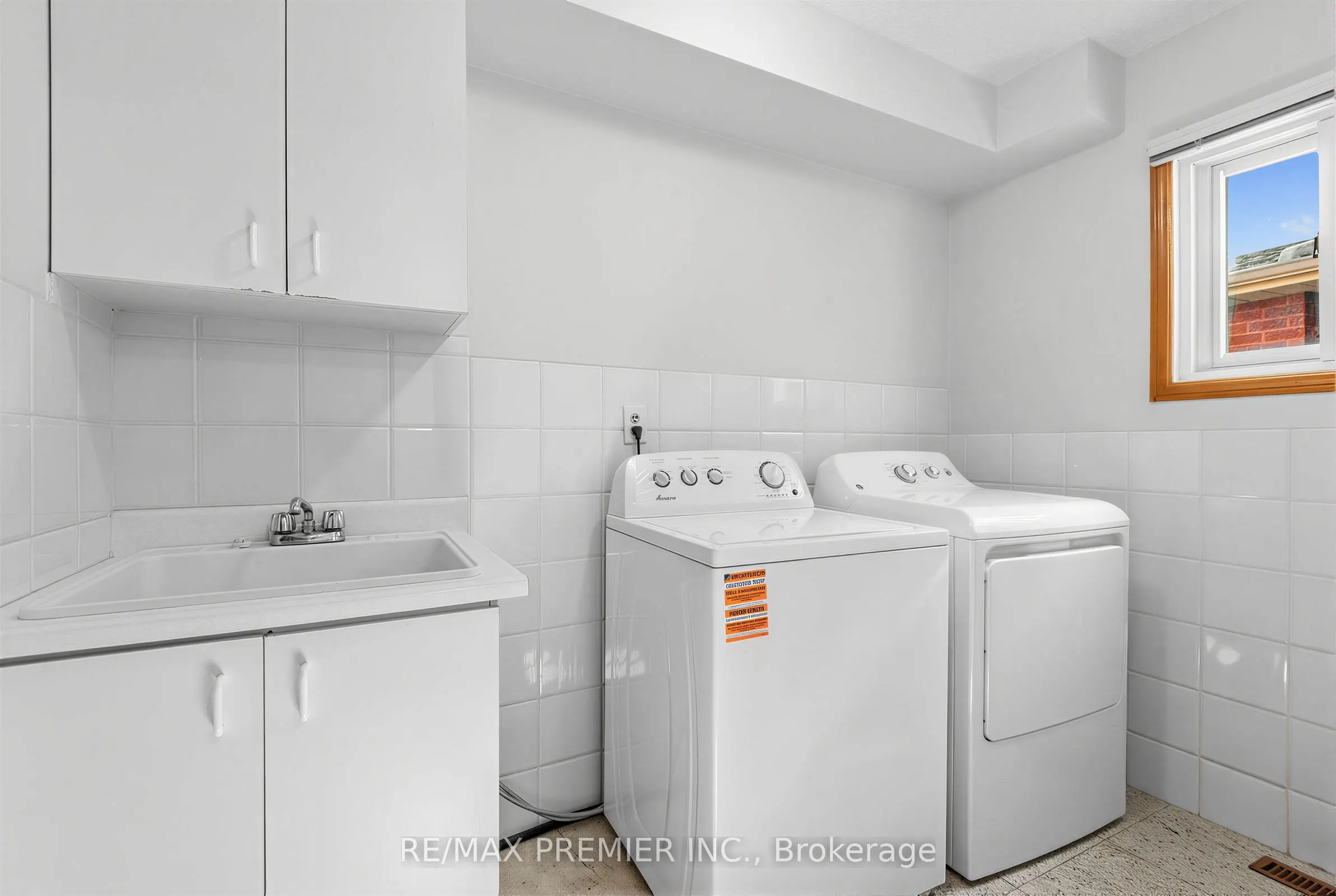 42 Burgosa Court