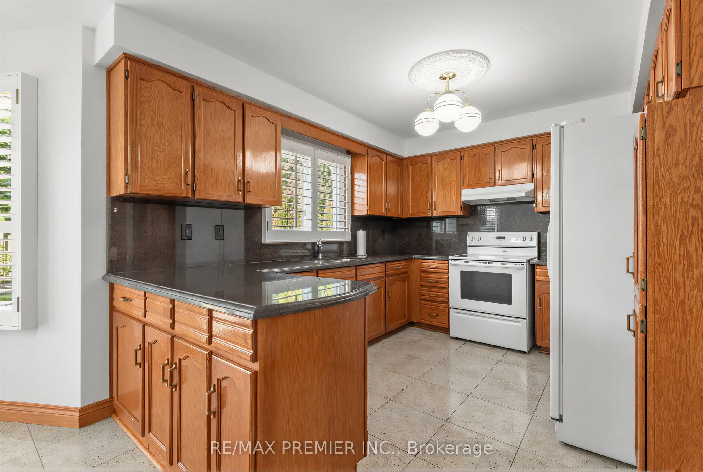 42 Burgosa Court