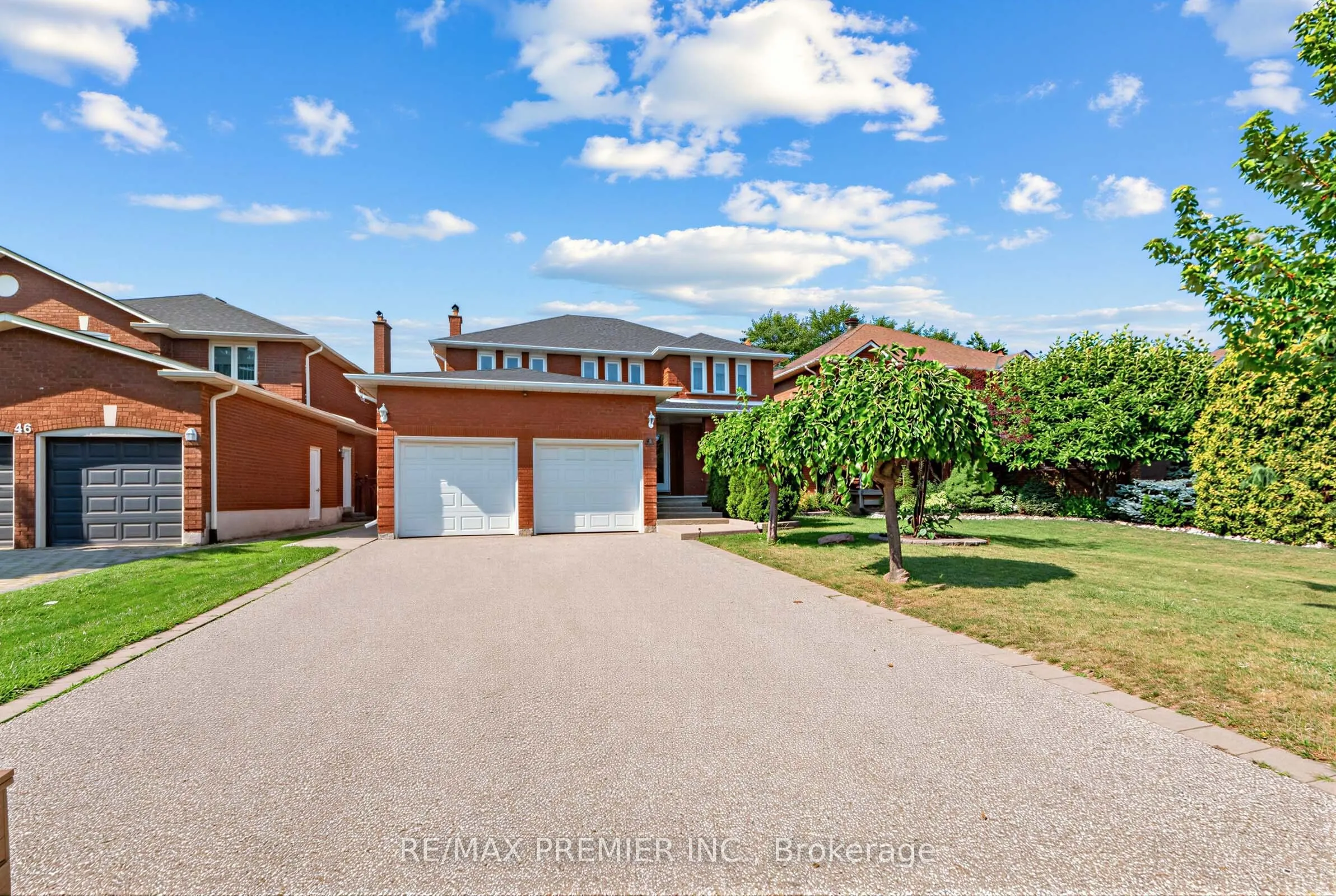 42 Burgosa Court