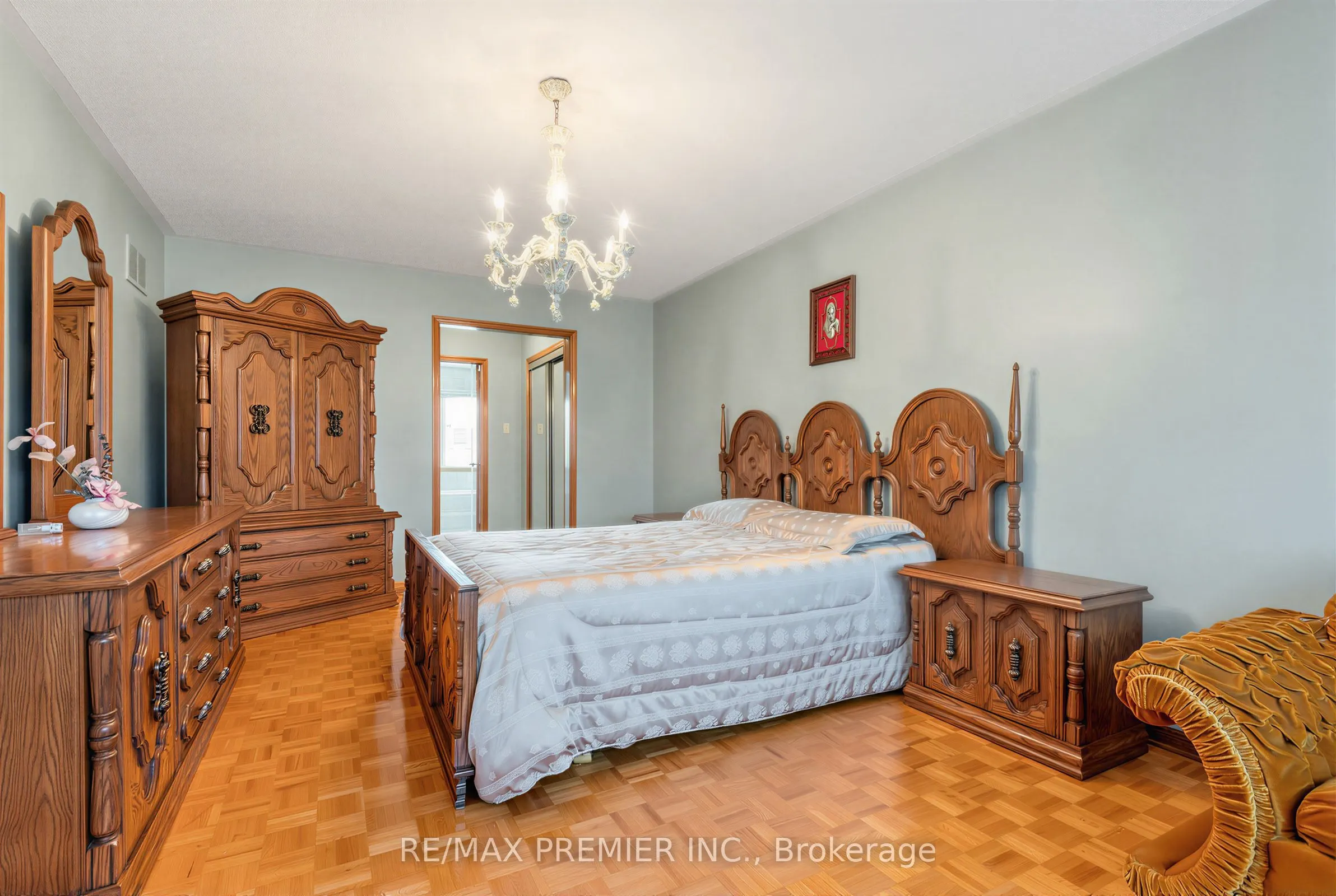 42 Burgosa Court