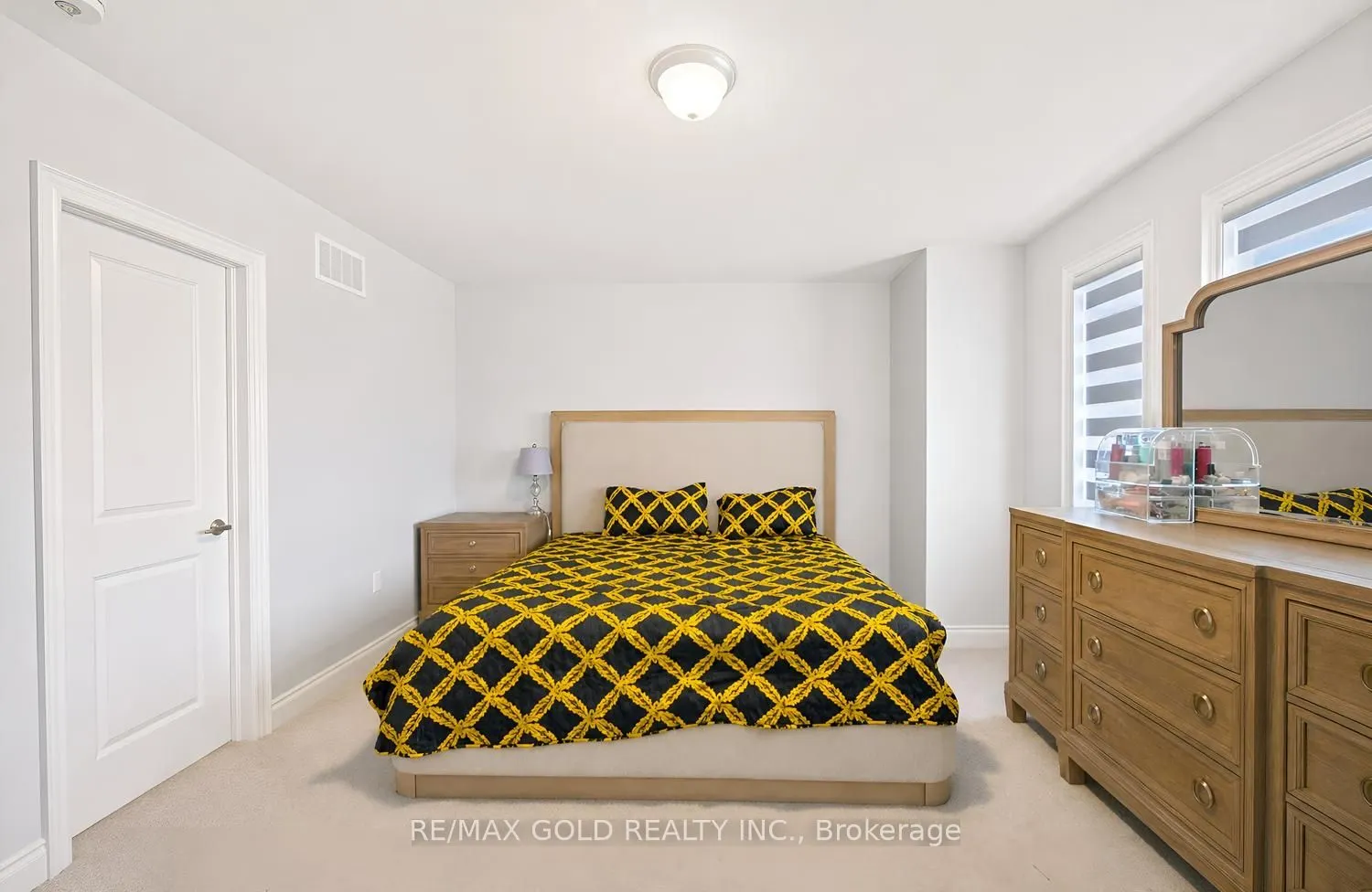 4 Kiernan Crescent N