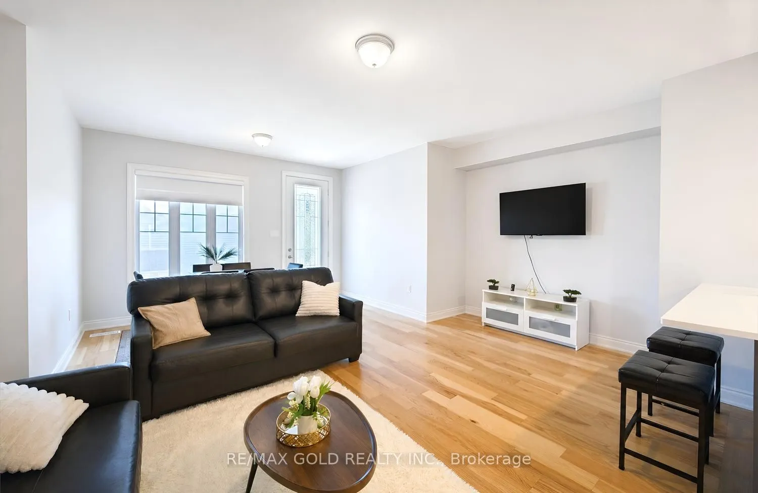 4 Kiernan Crescent N