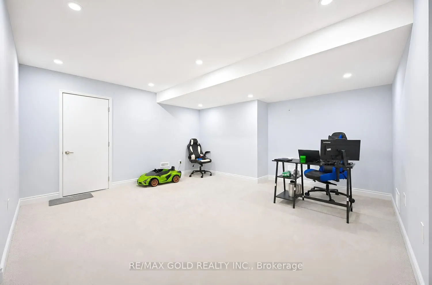 4 Kiernan Crescent N