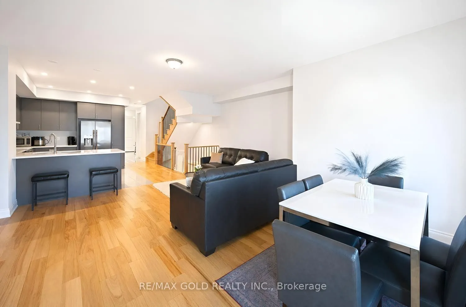 4 Kiernan Crescent N