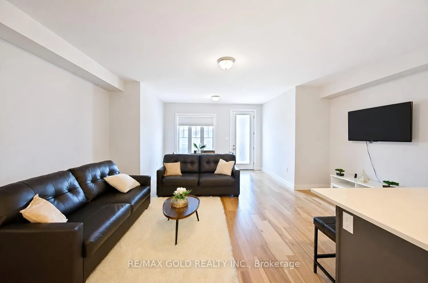 4 Kiernan Crescent N