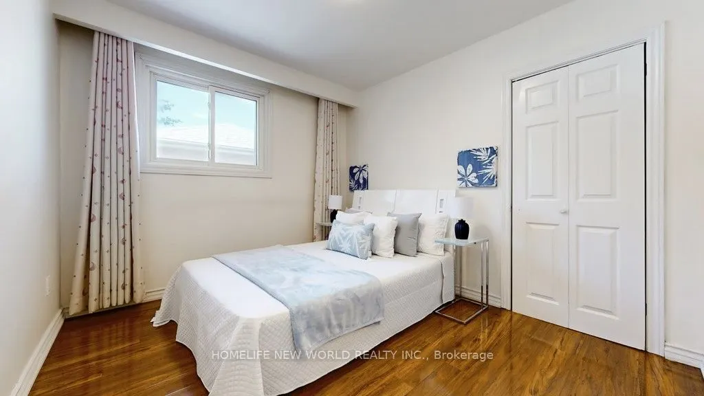 93 CLARK Avenue #main Floor