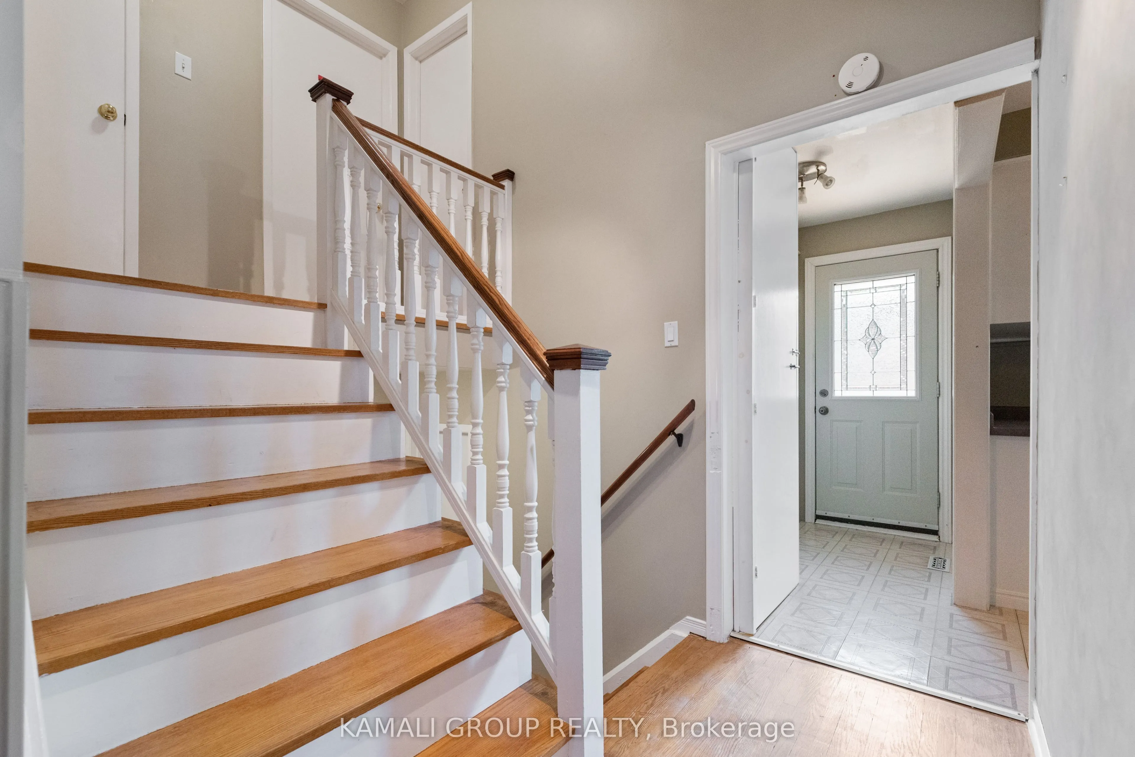 15 Walter Avenue #MAIN
