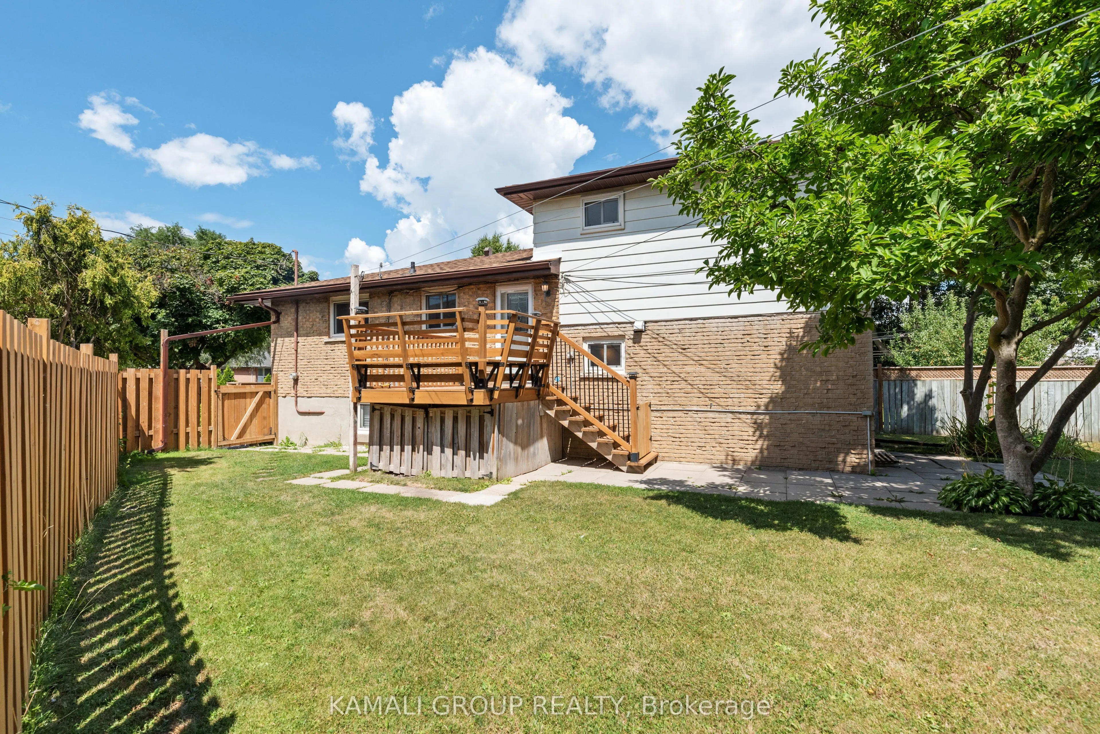 15 Walter Avenue #MAIN