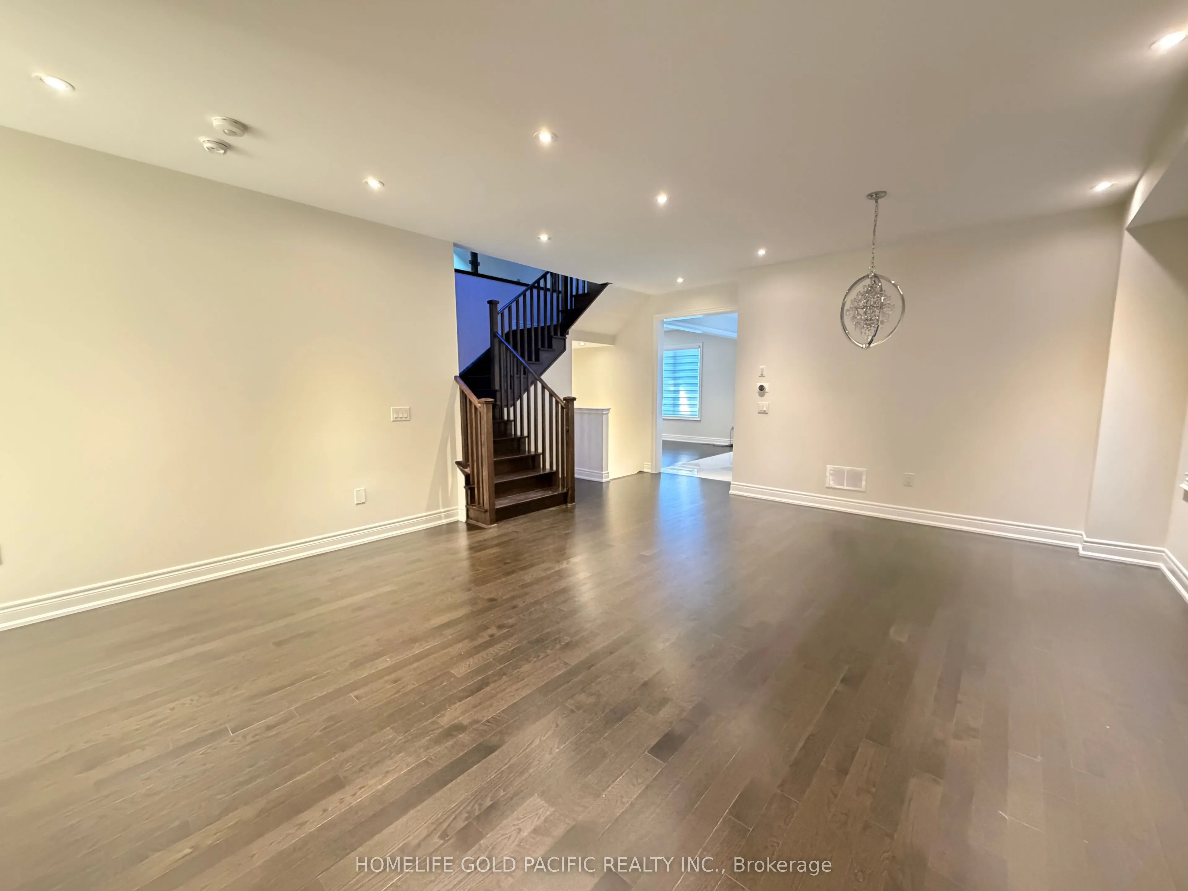 46 Haskins Crescent