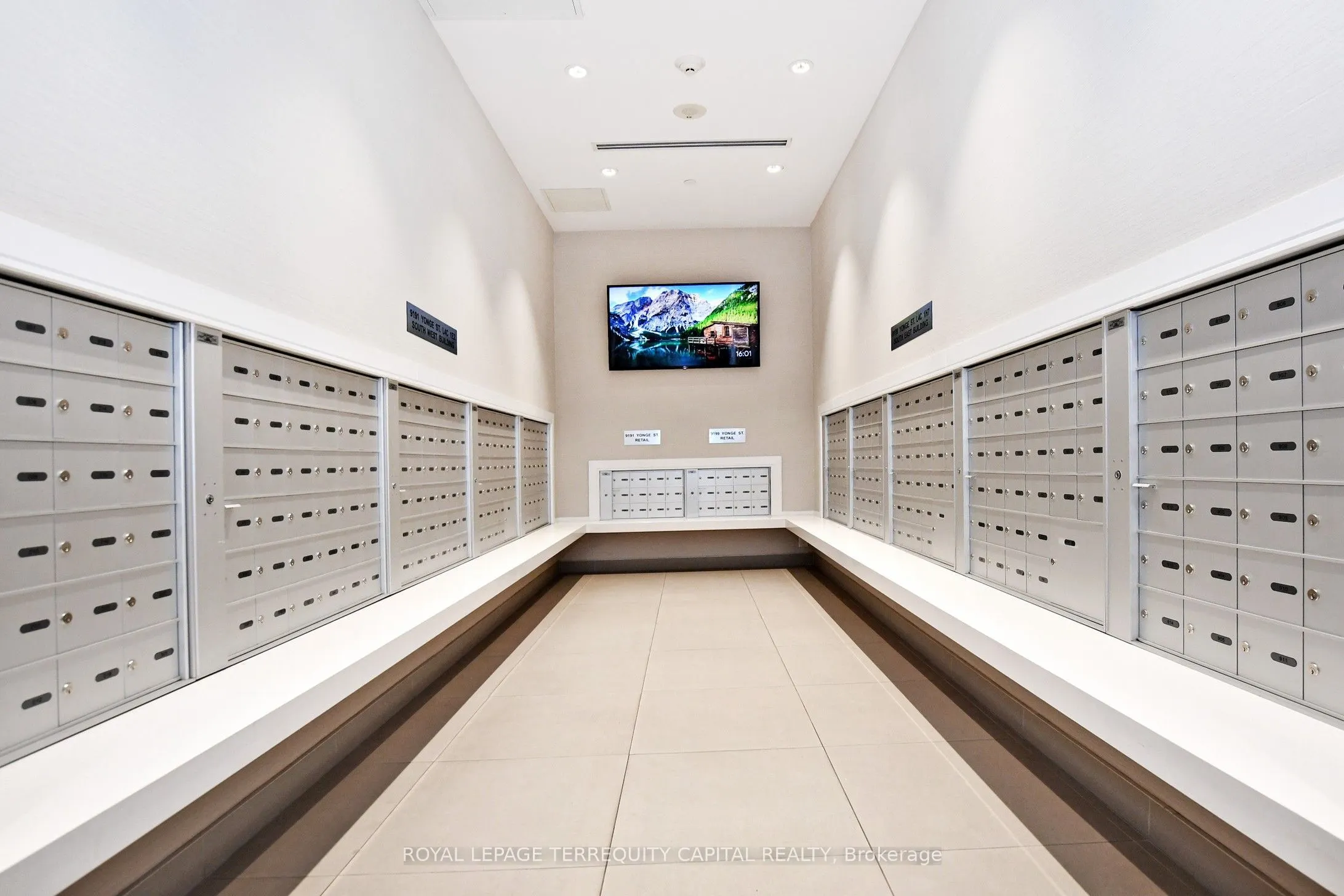 9199 Yonge Street #306