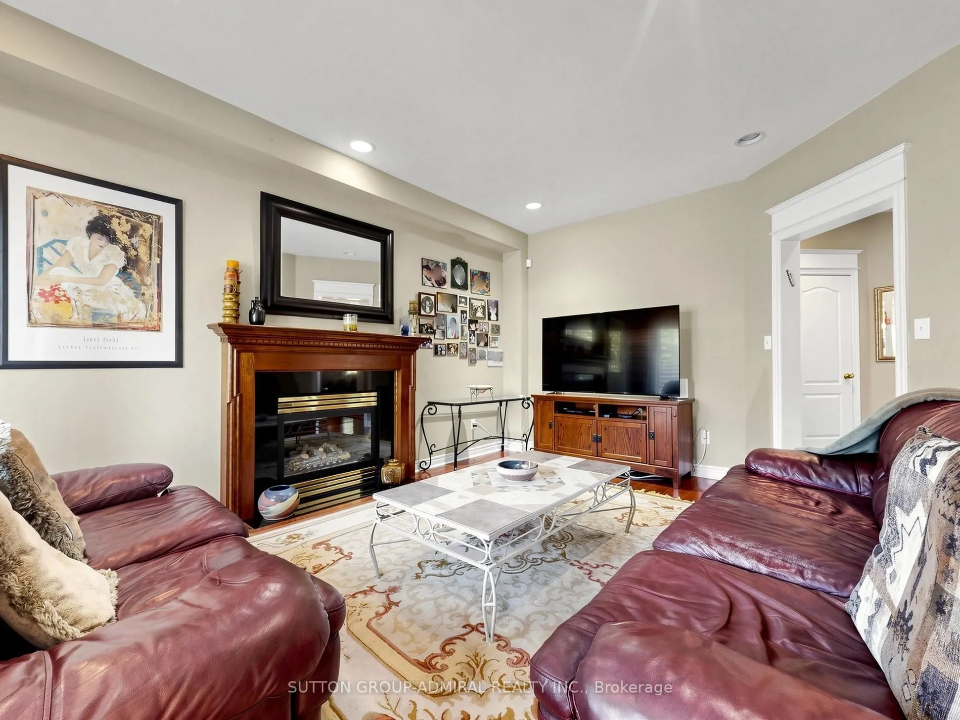 22 Canyon Hill Avenue