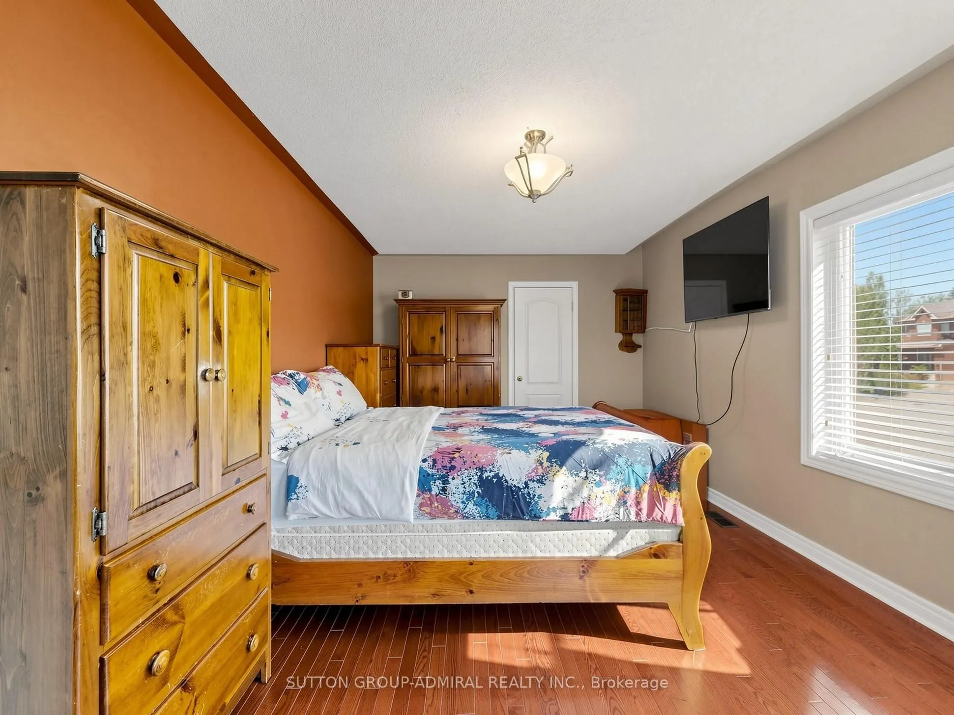 22 Canyon Hill Avenue