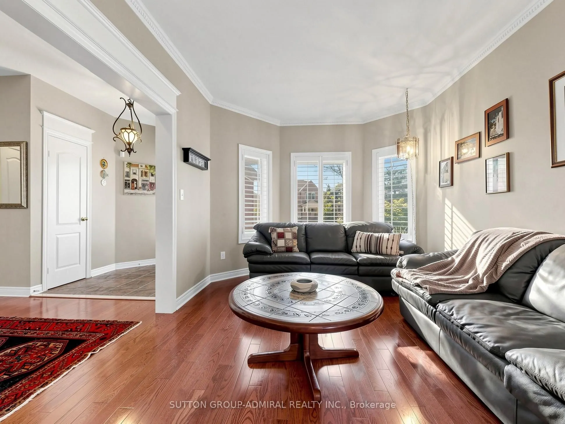 22 Canyon Hill Avenue