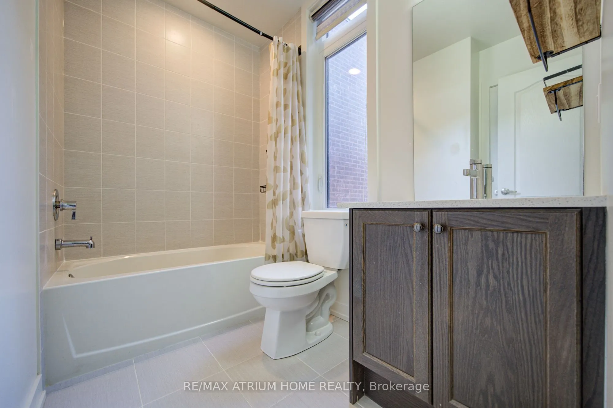 370 Red Maple Road #83