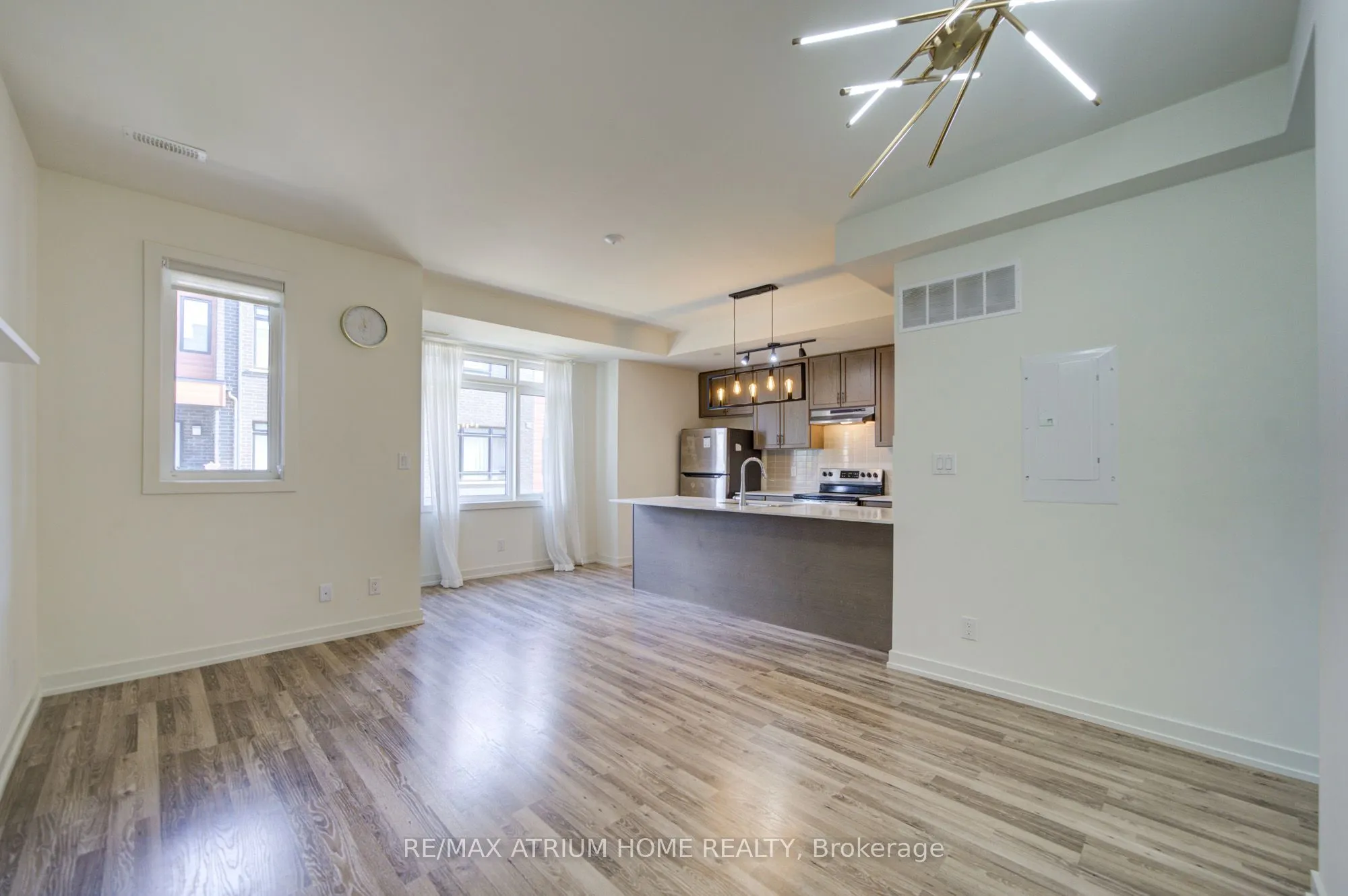 370 Red Maple Road #83