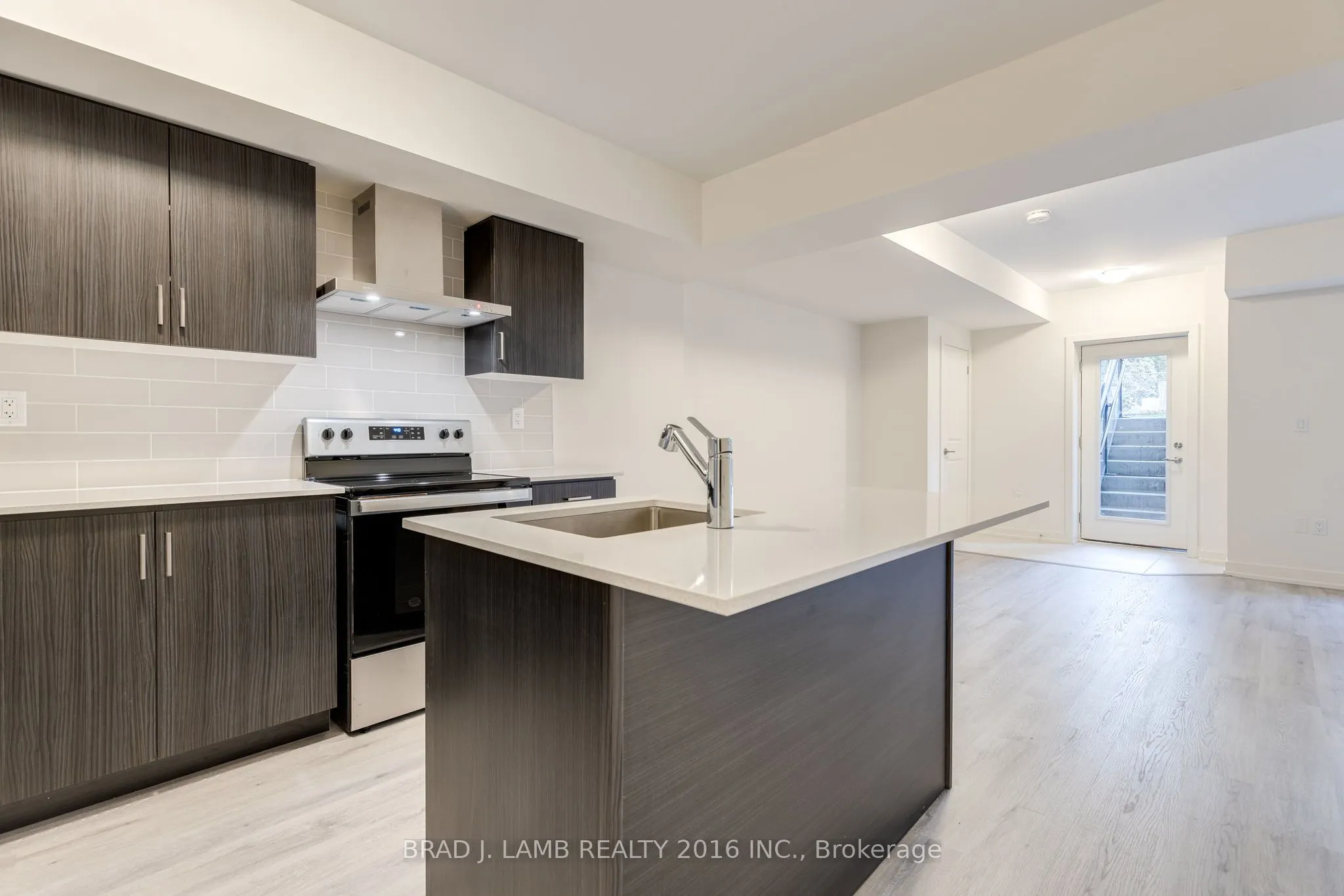 58 Elizabeth Street S #2106