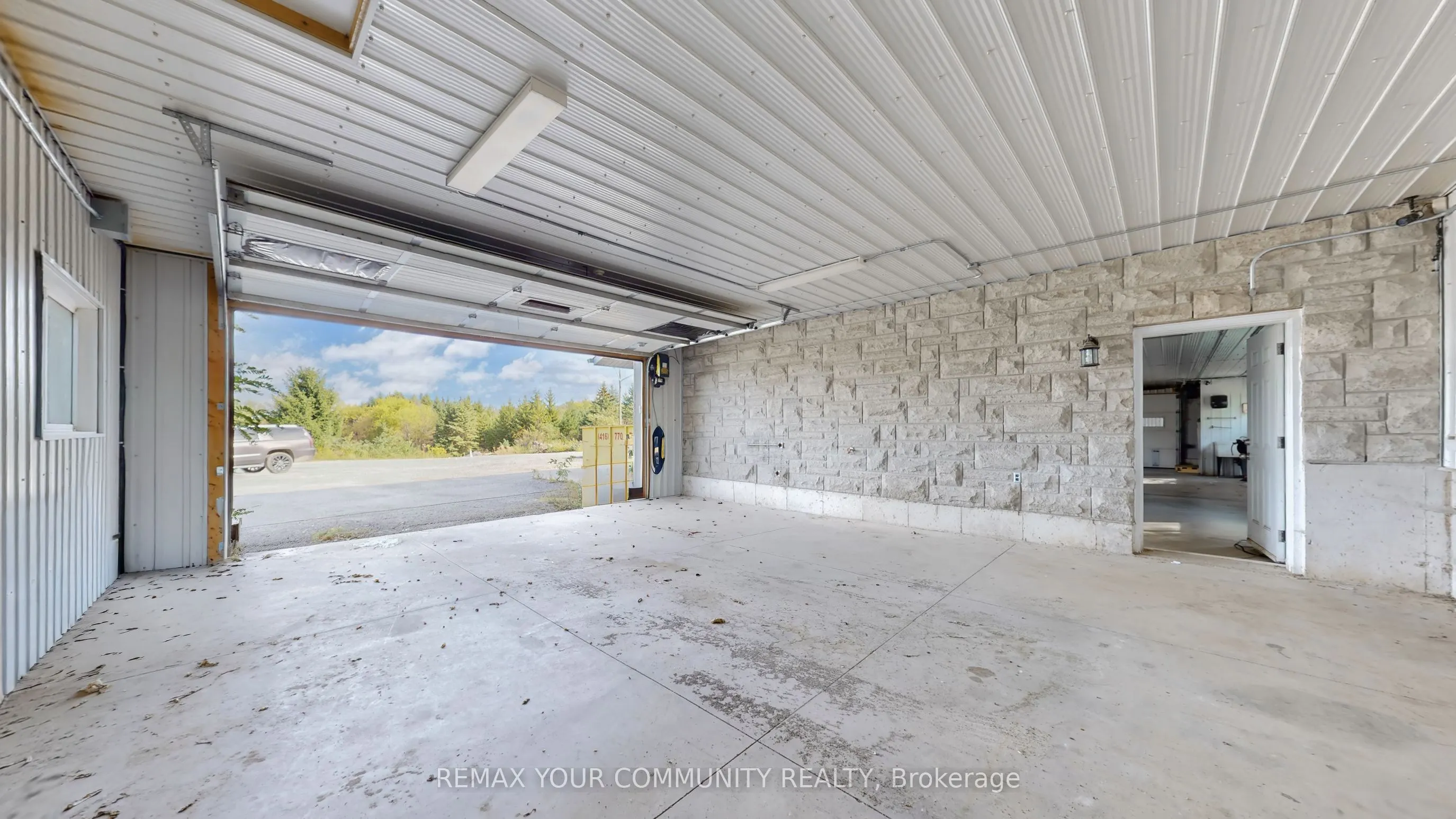1065 20th Side Road