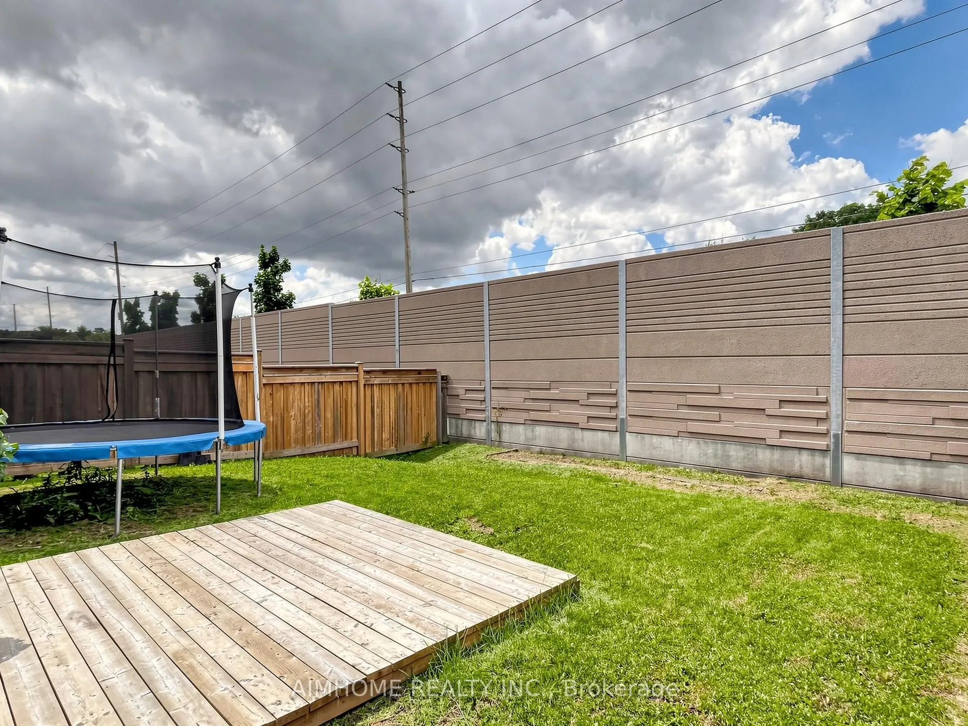 664 Mcgregor Farm Trail