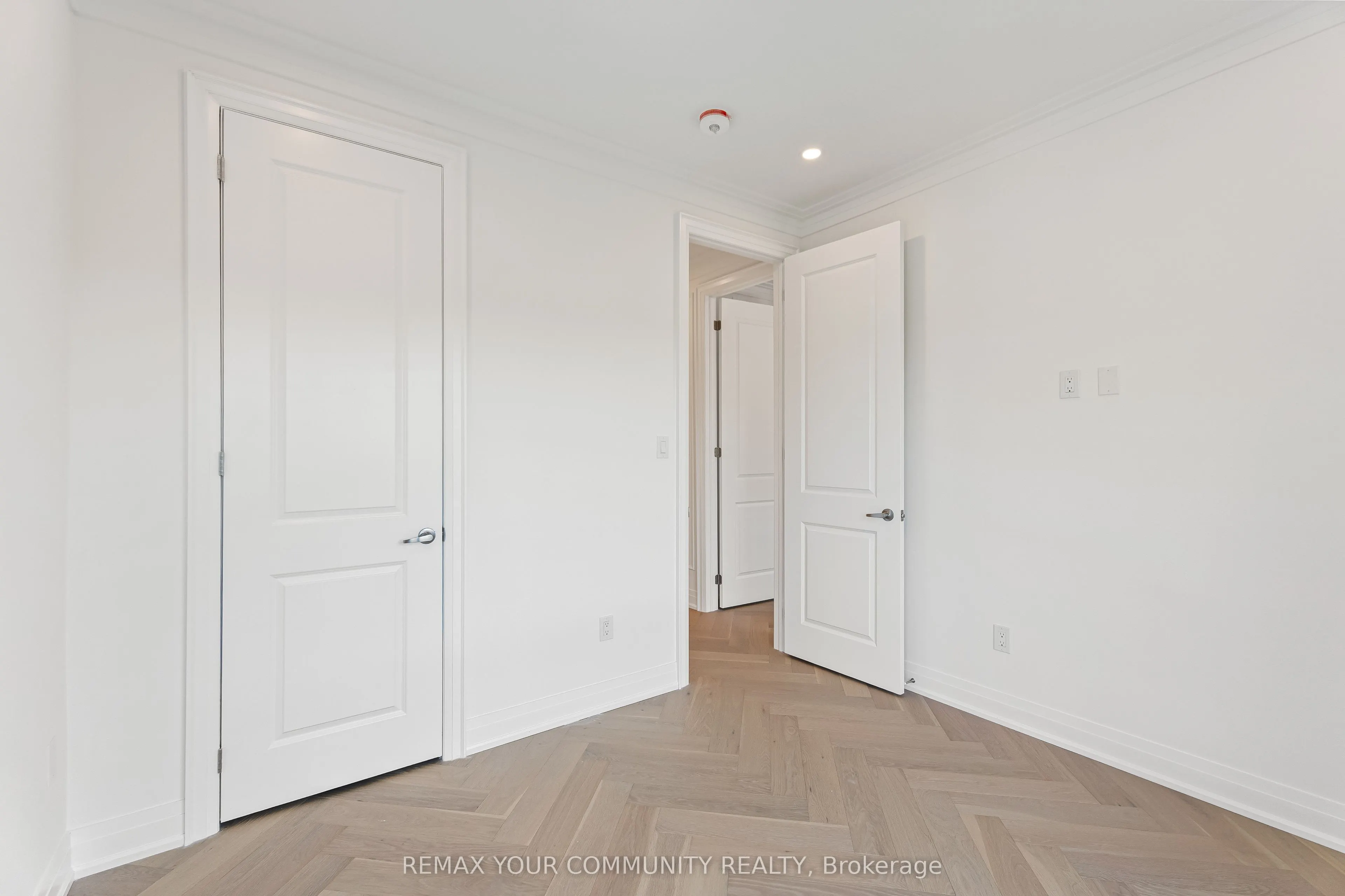 42 Globemaster Lane