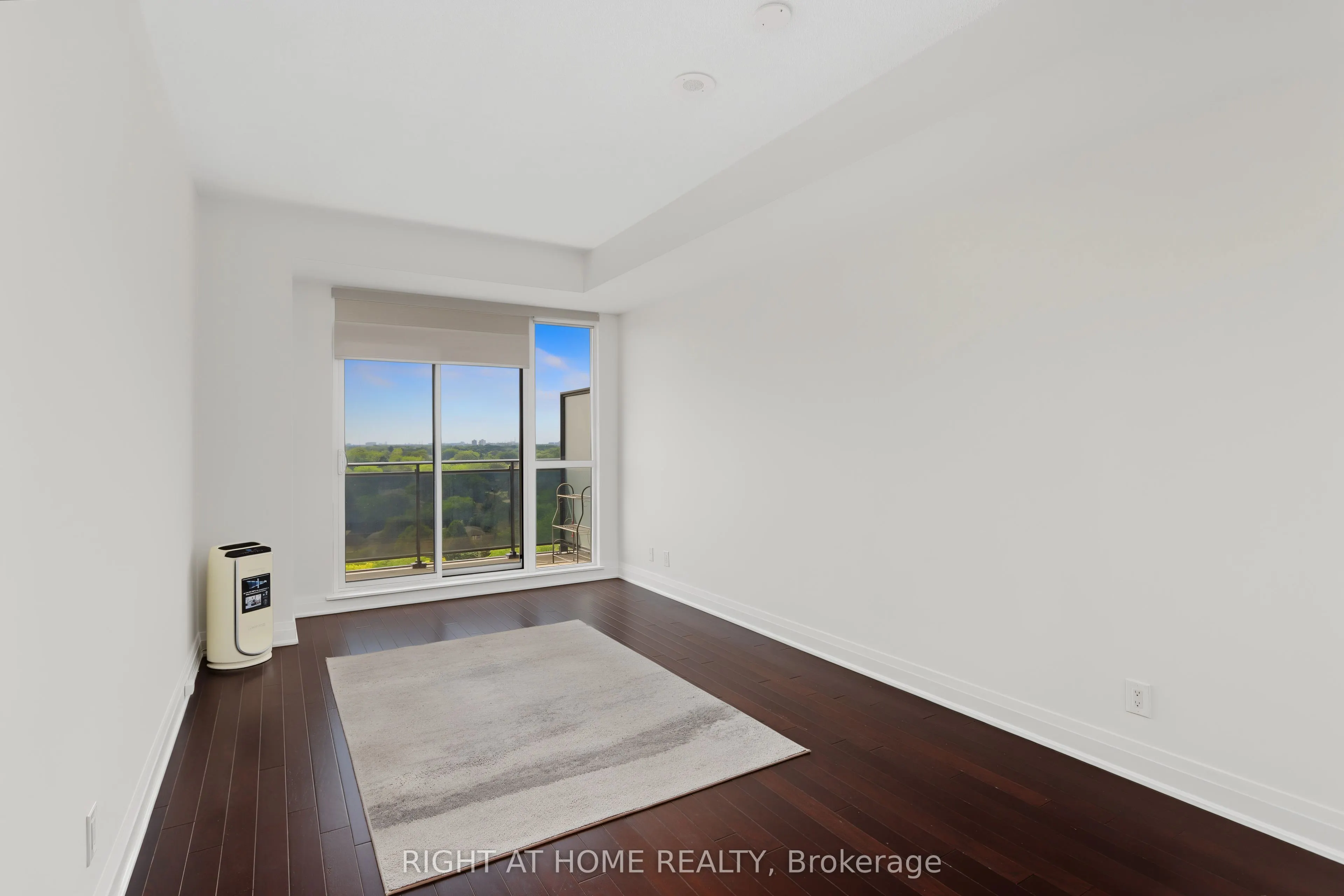520 Steels Avenue W #1108