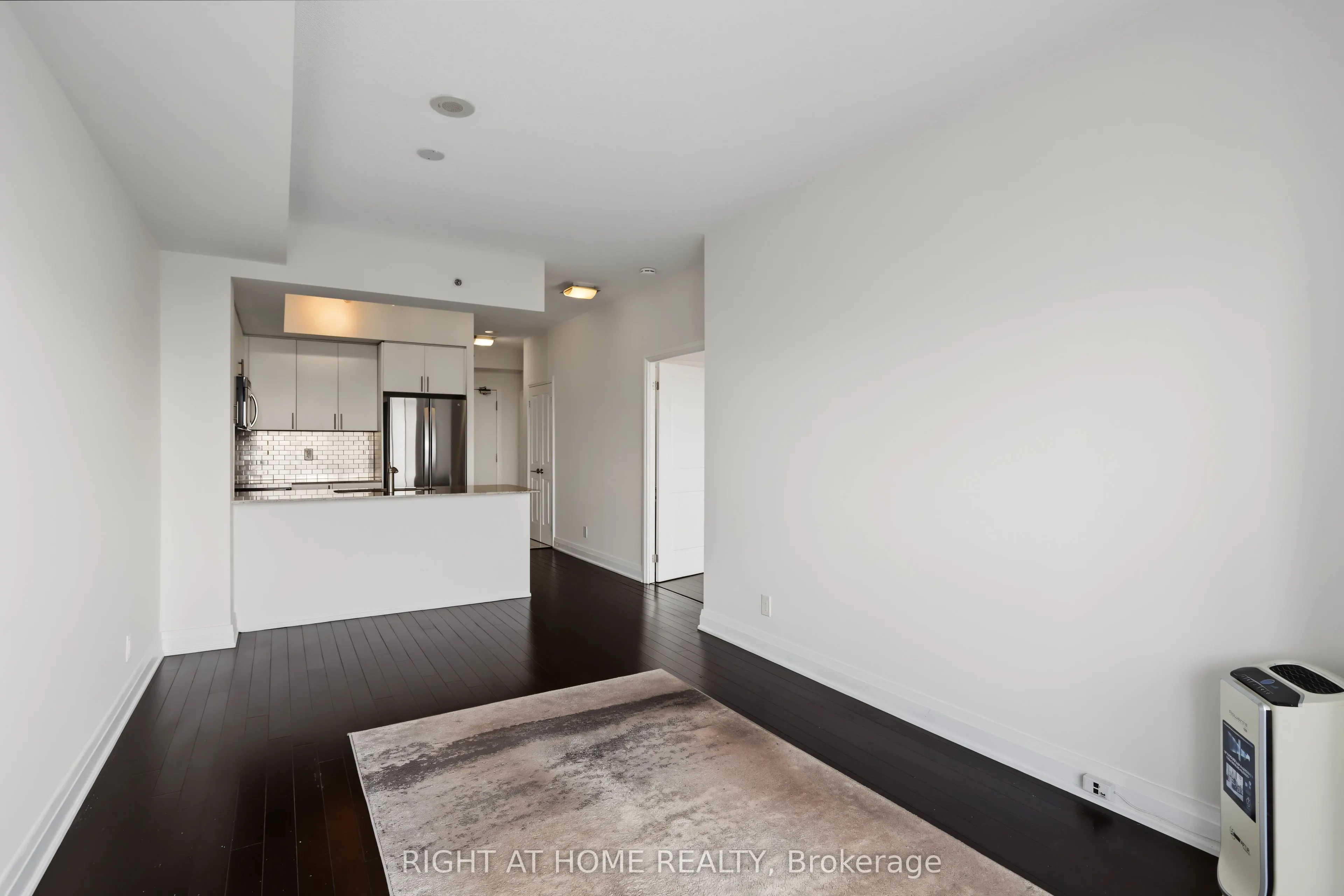 520 Steels Avenue W #1108