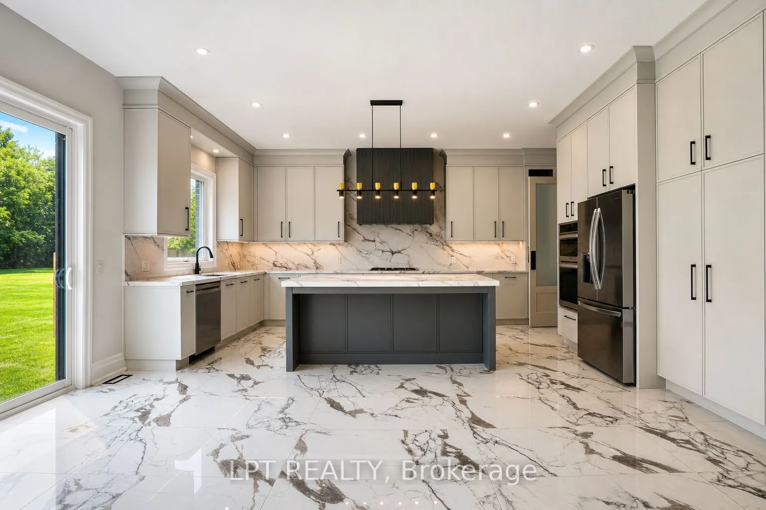 7 Richmond Park Drive