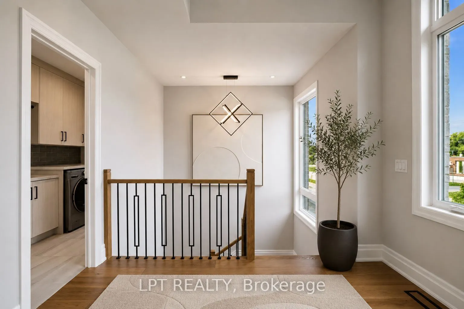 7 Richmond Park Drive