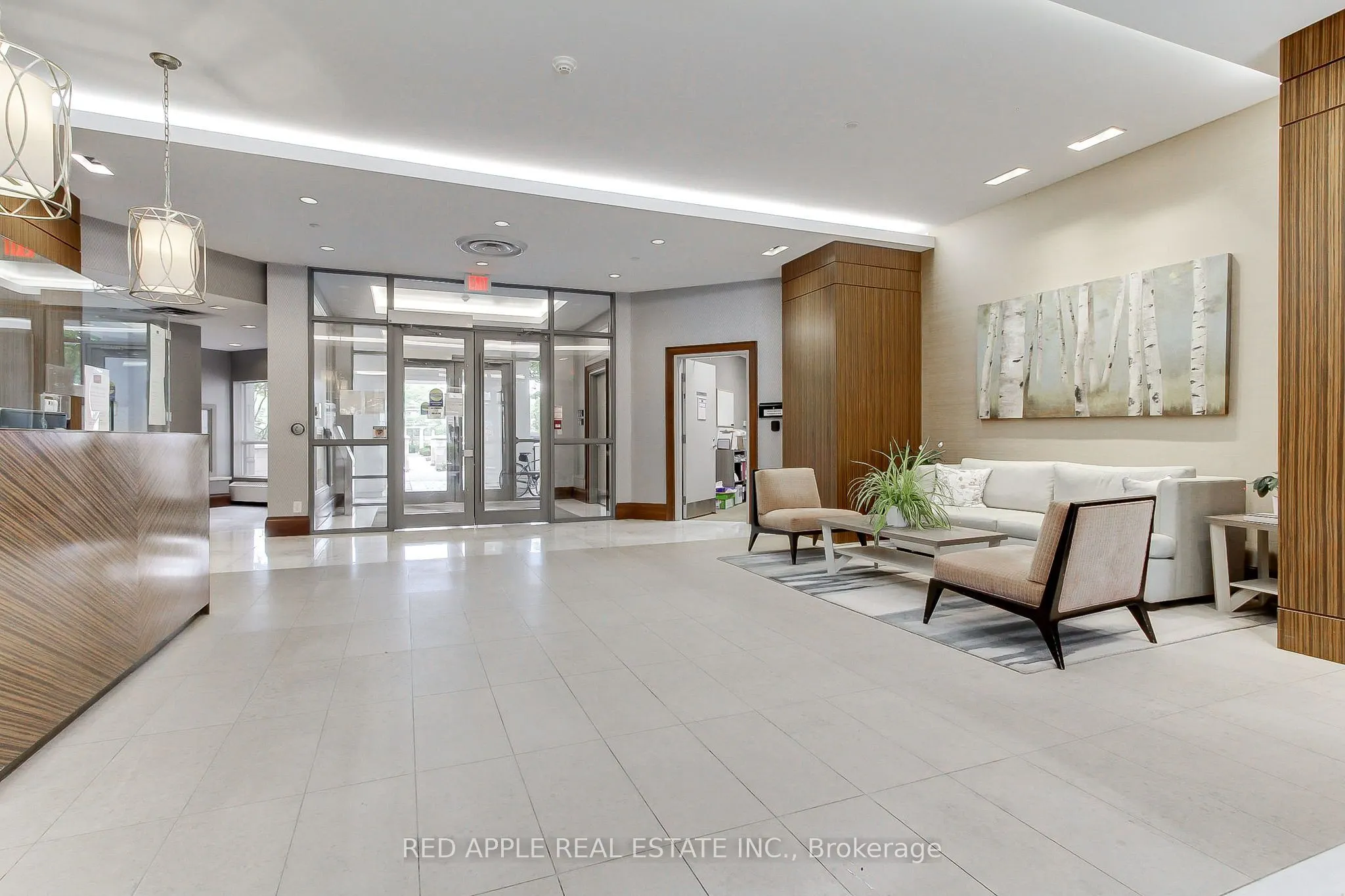 111 Civic Square Gate #519