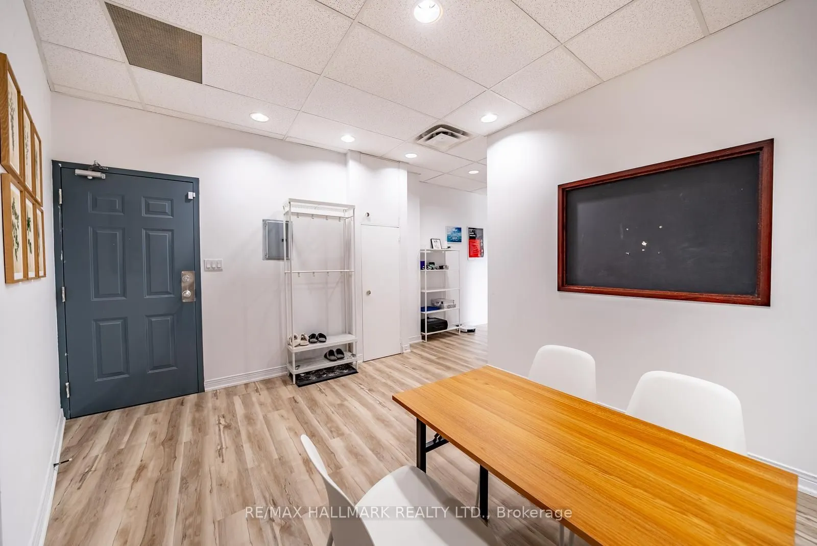 86 Ringwood Drive #208
