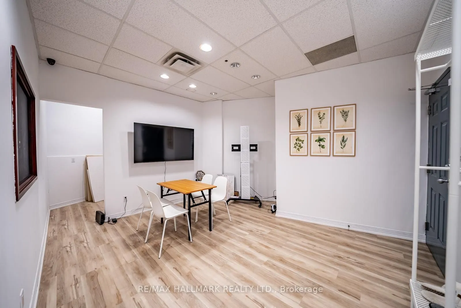 86 Ringwood Drive #208