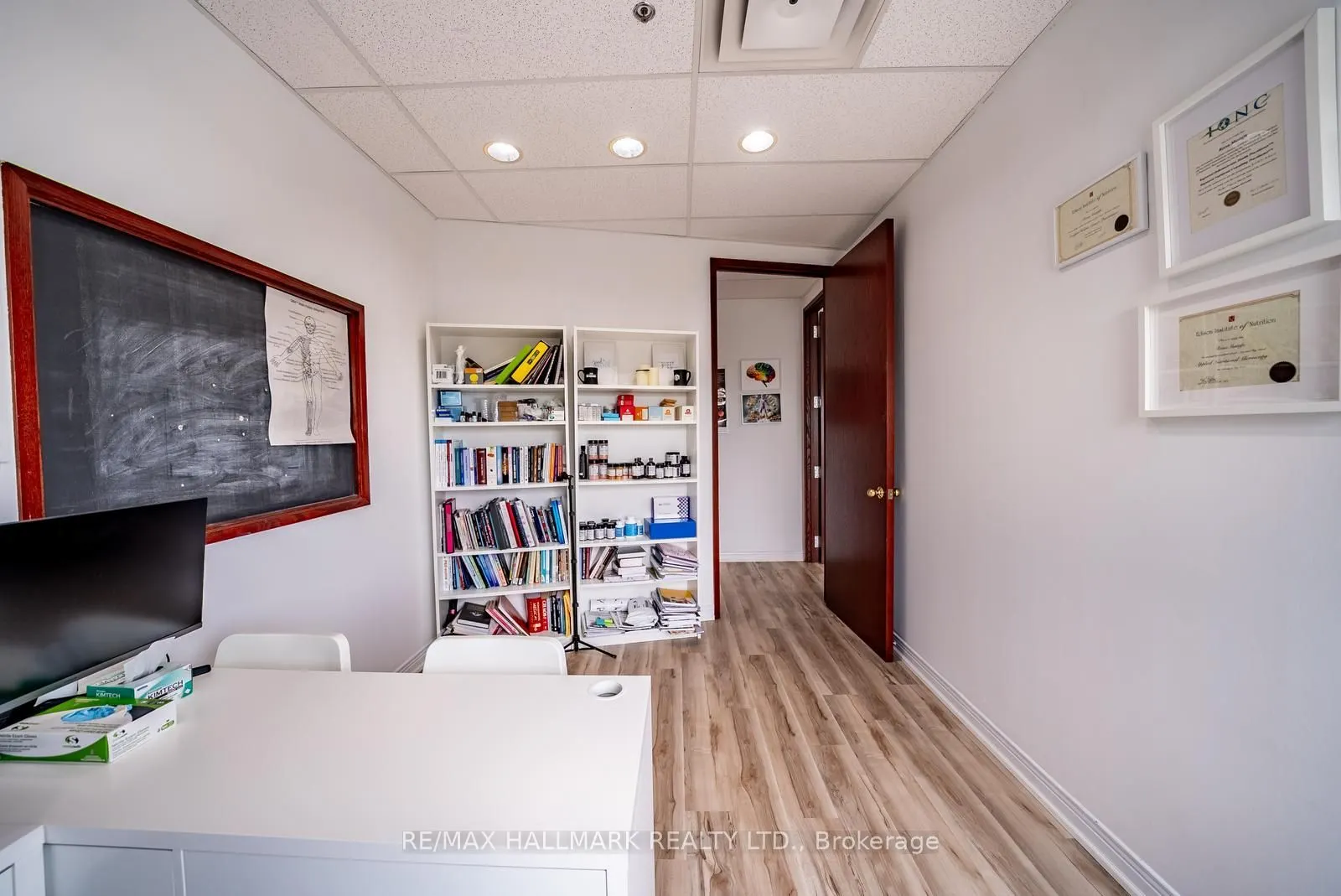 86 Ringwood Drive #208