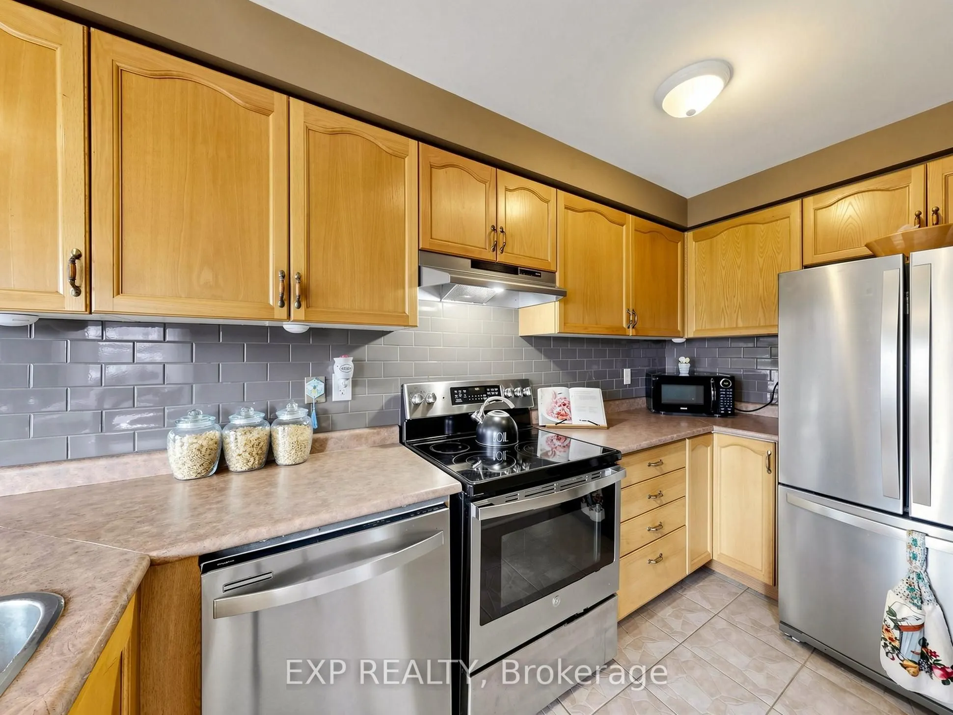 33 Wrendale Crescent