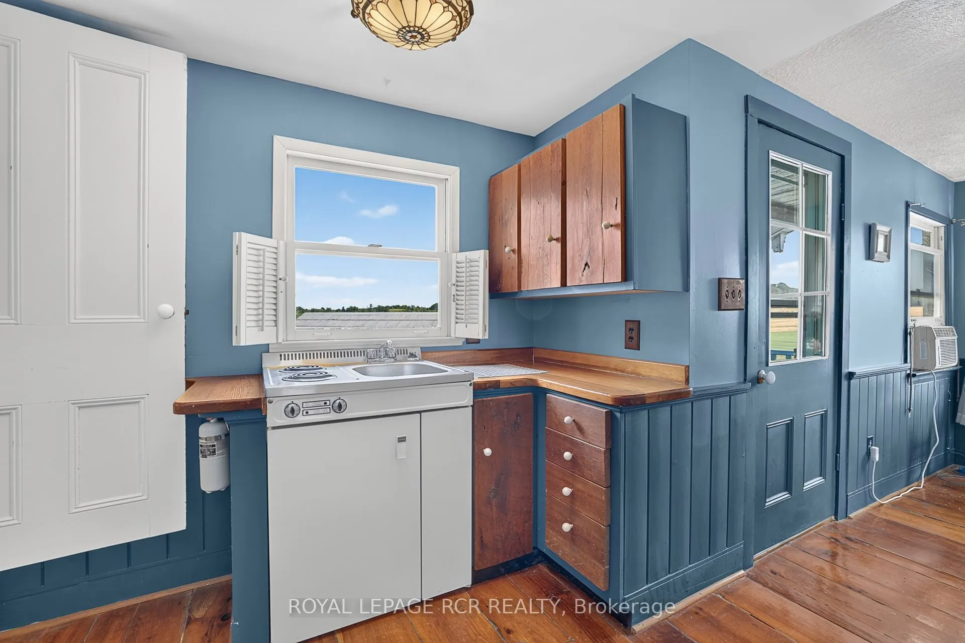 233 Wagg Road