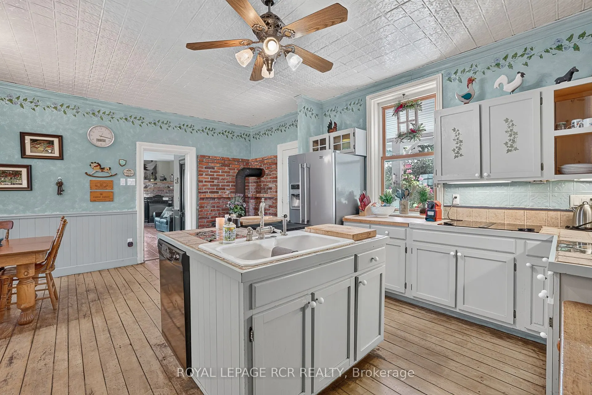 233 Wagg Road