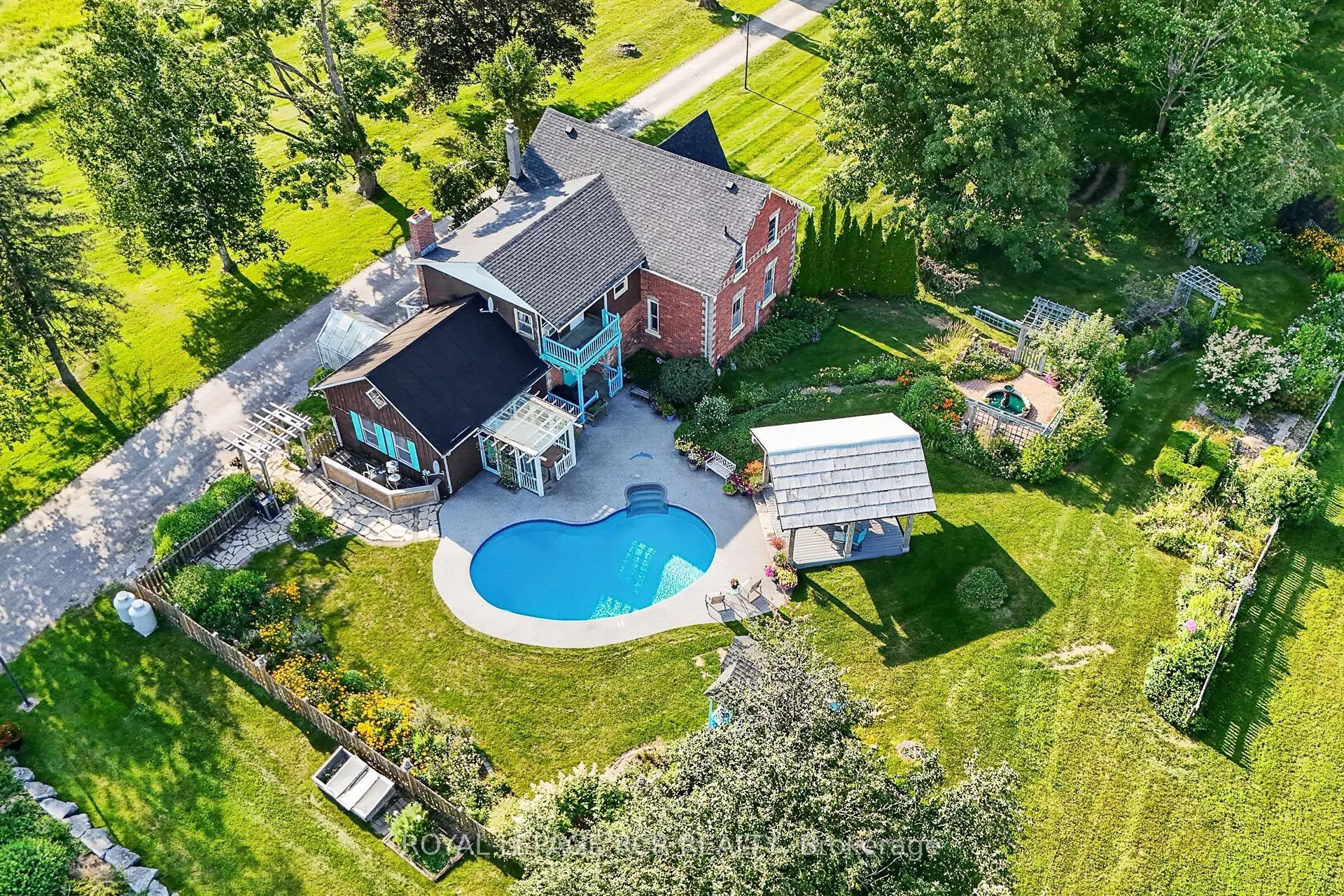 233 Wagg Road