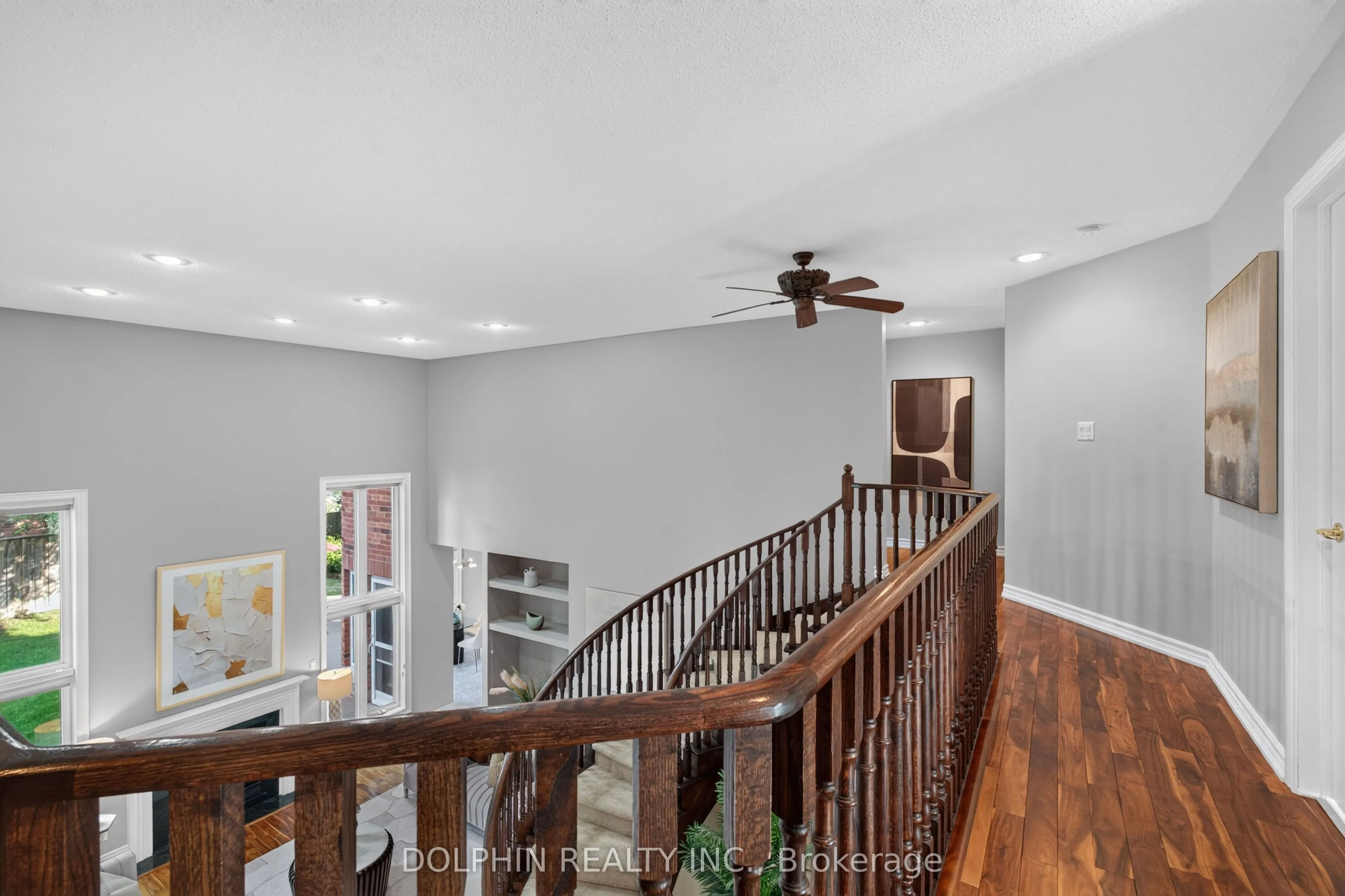 735 Foxcroft Boulevard