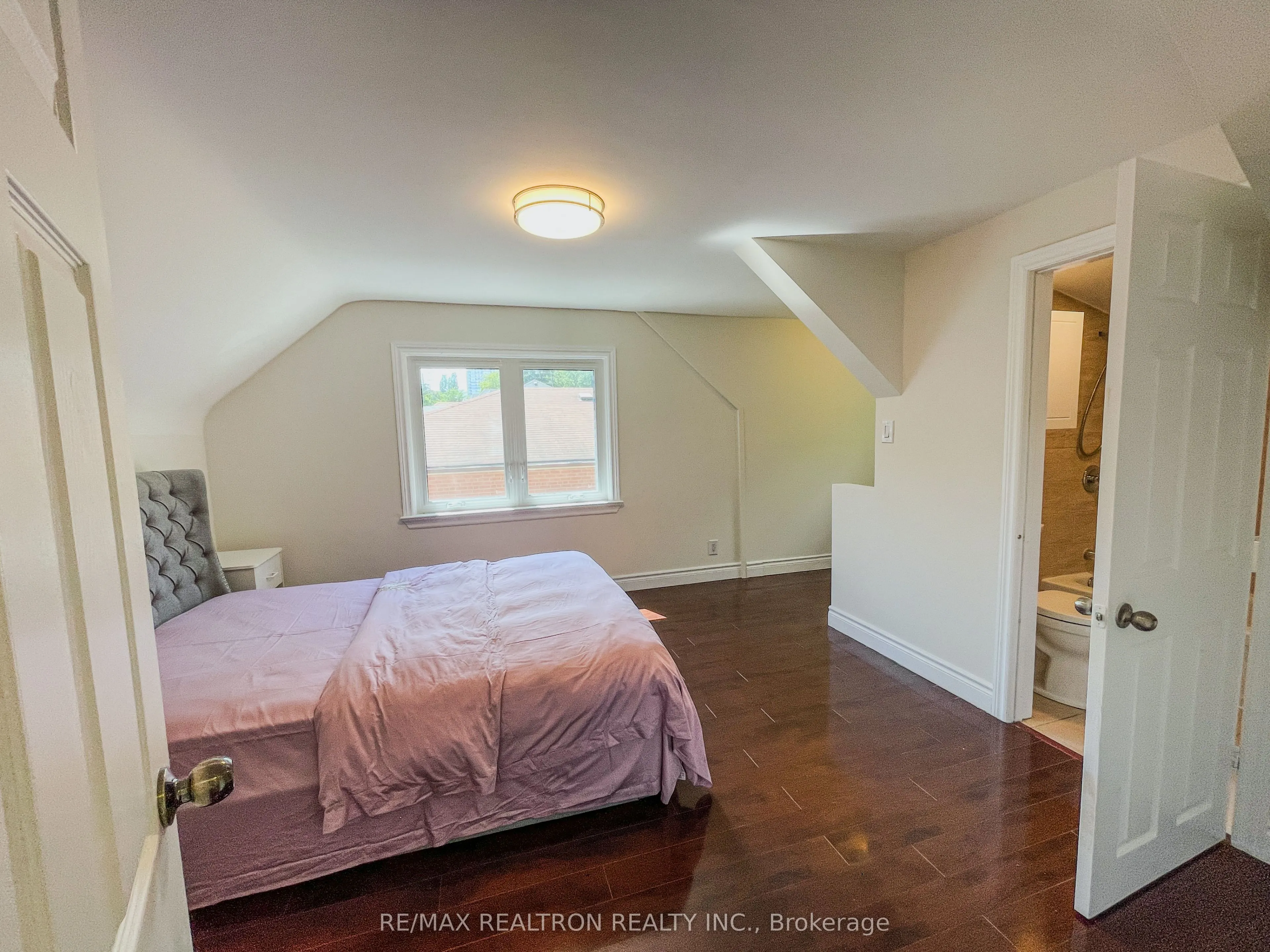 52 Glen Cameron Road