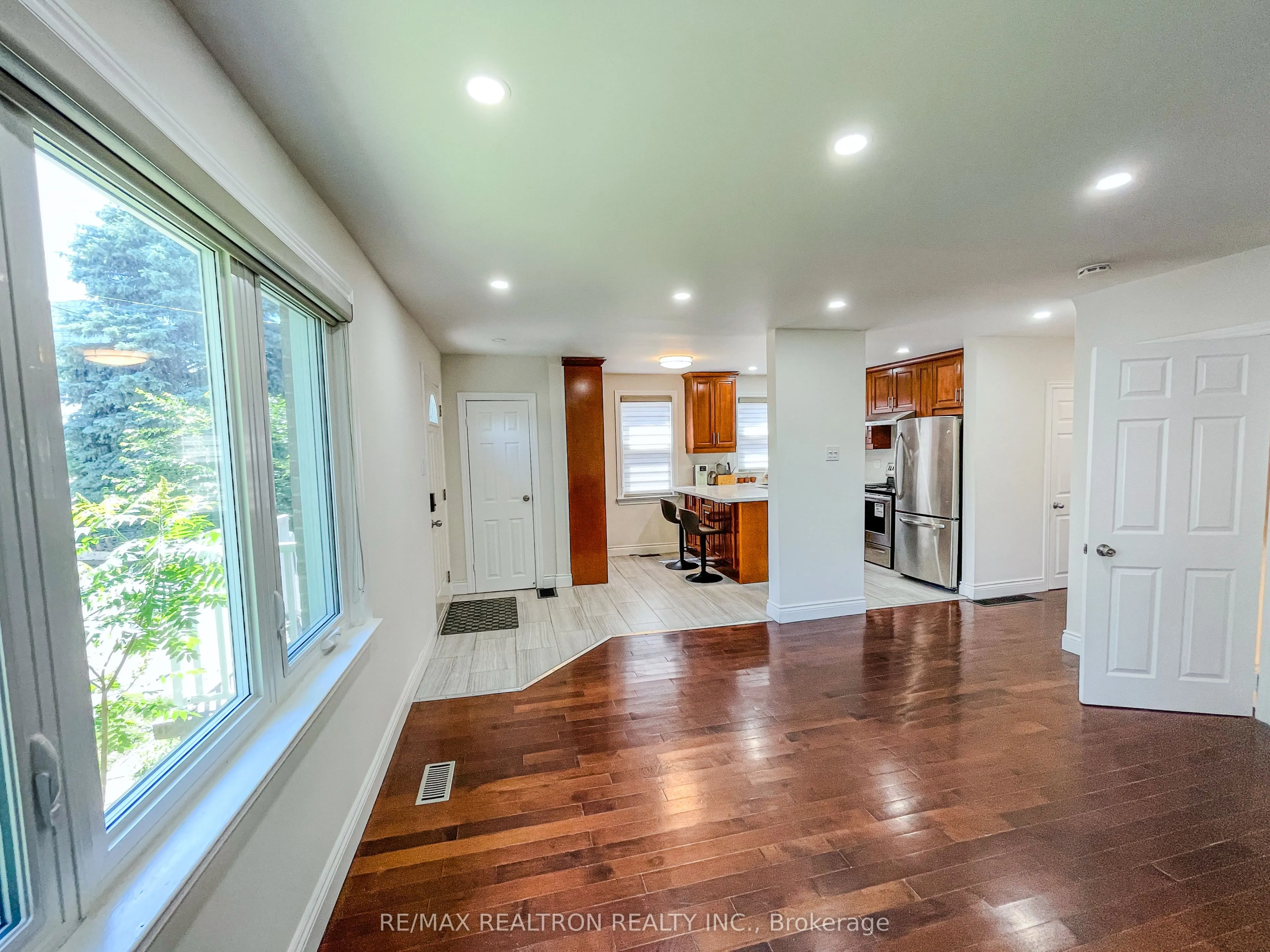 52 Glen Cameron Road