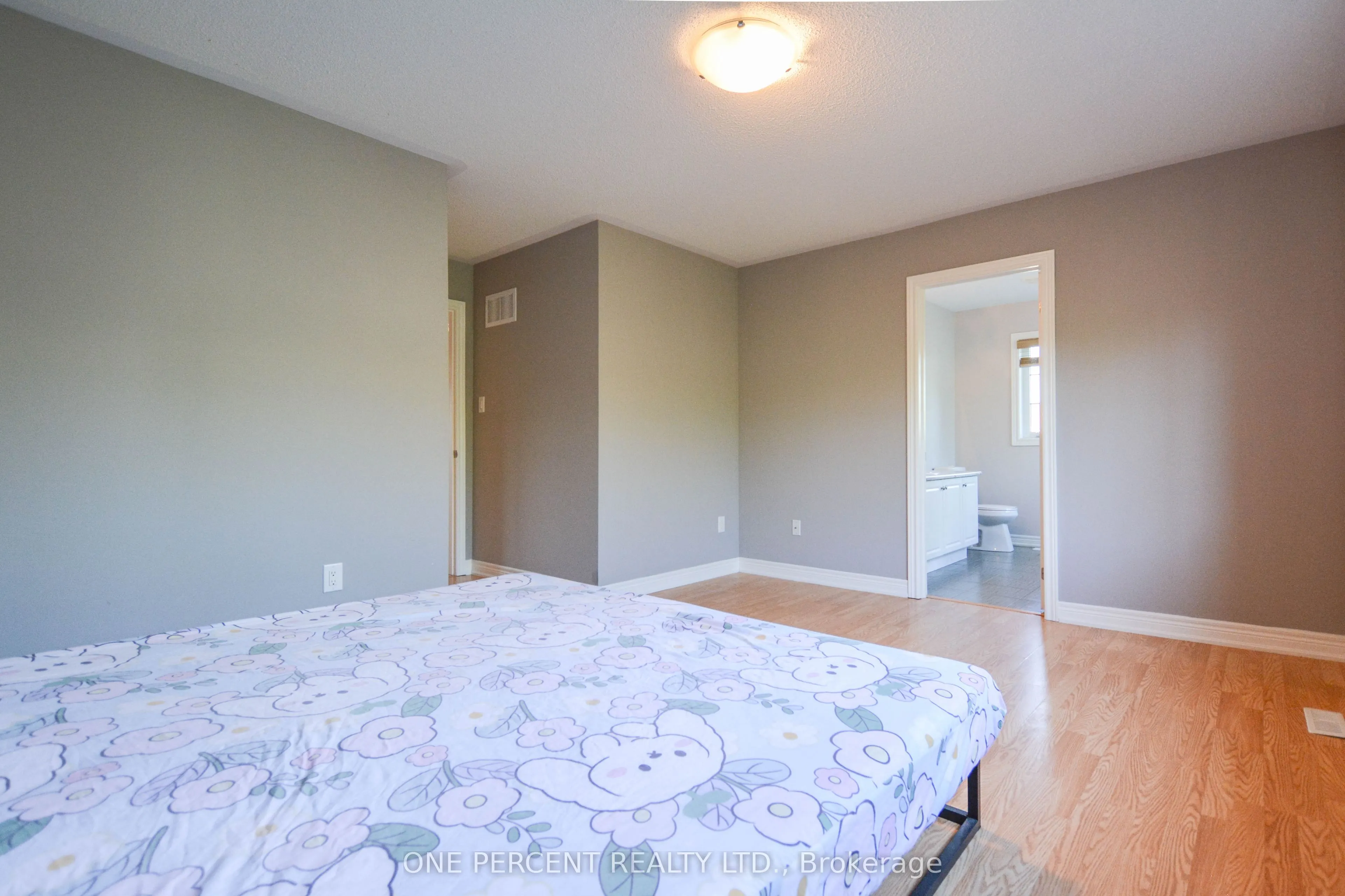 85 Benjamin Hood Crescent