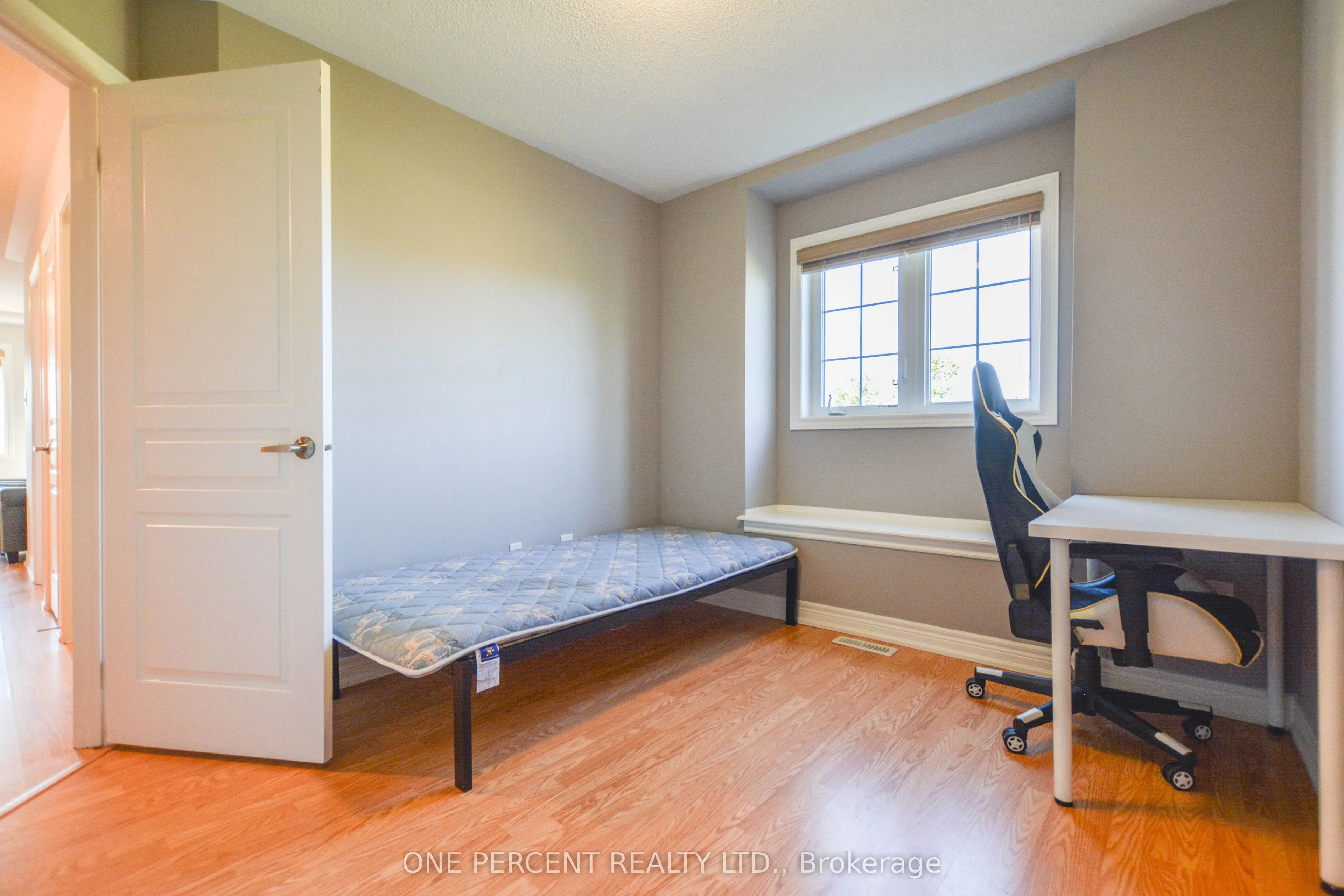 85 Benjamin Hood Crescent