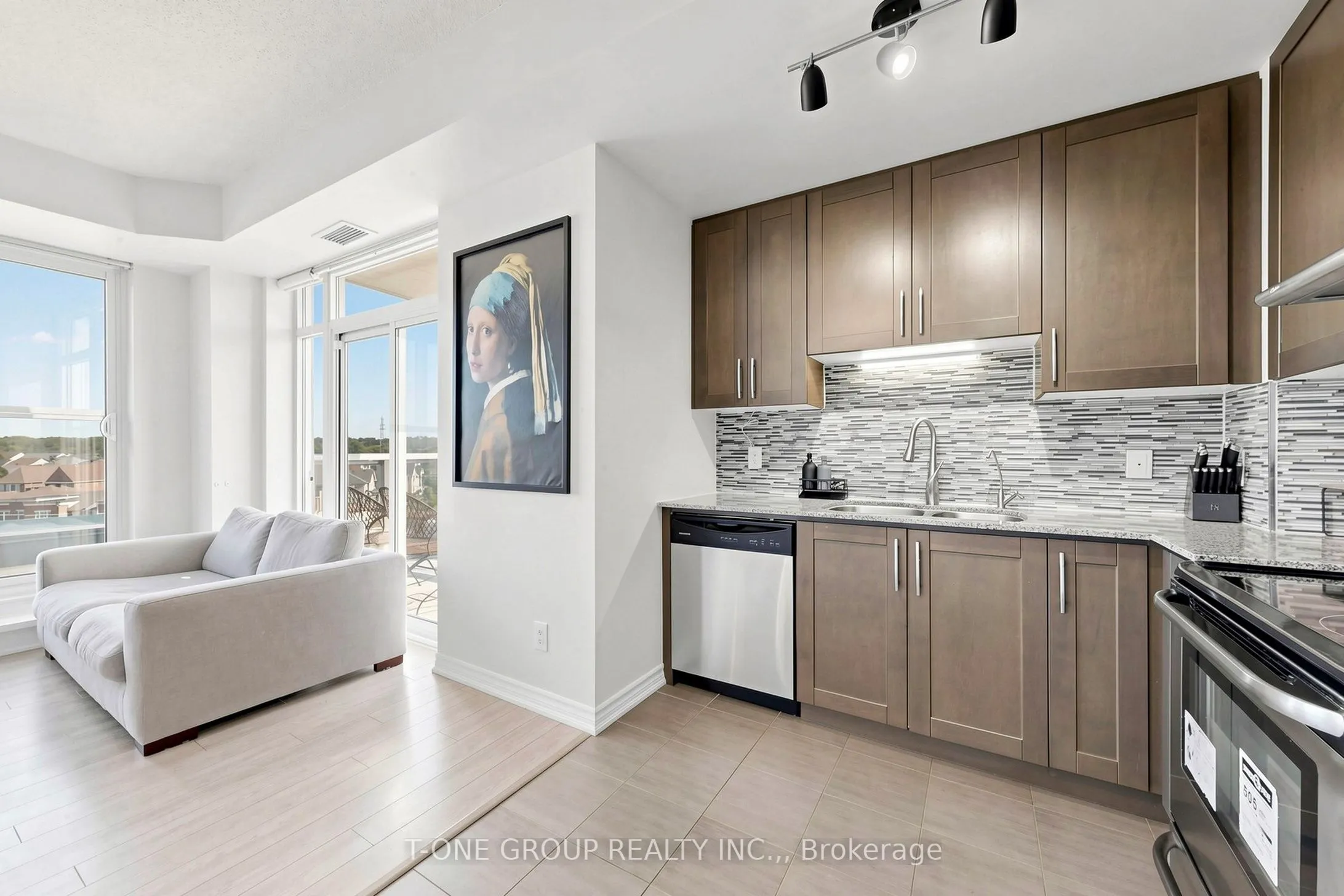 8323 Kennedy Road #508