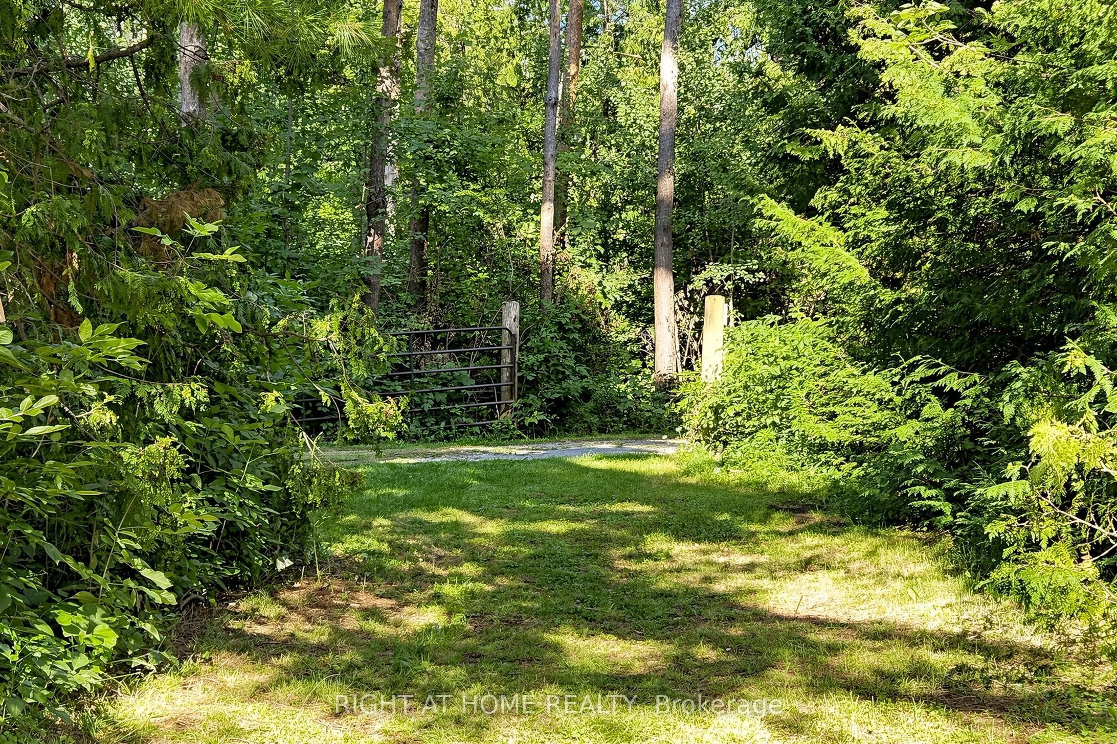 3016 Cole Road