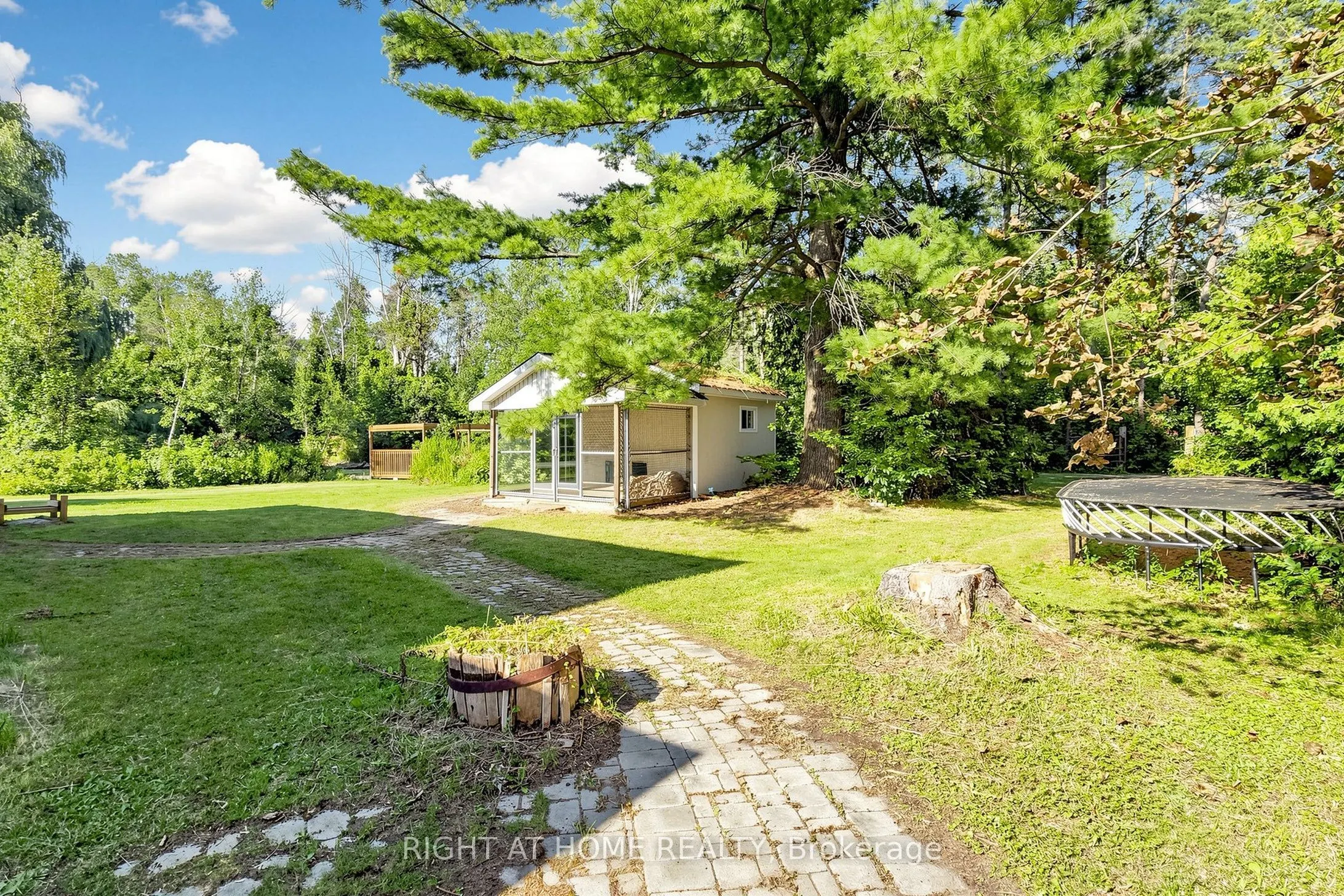 3016 Cole Road