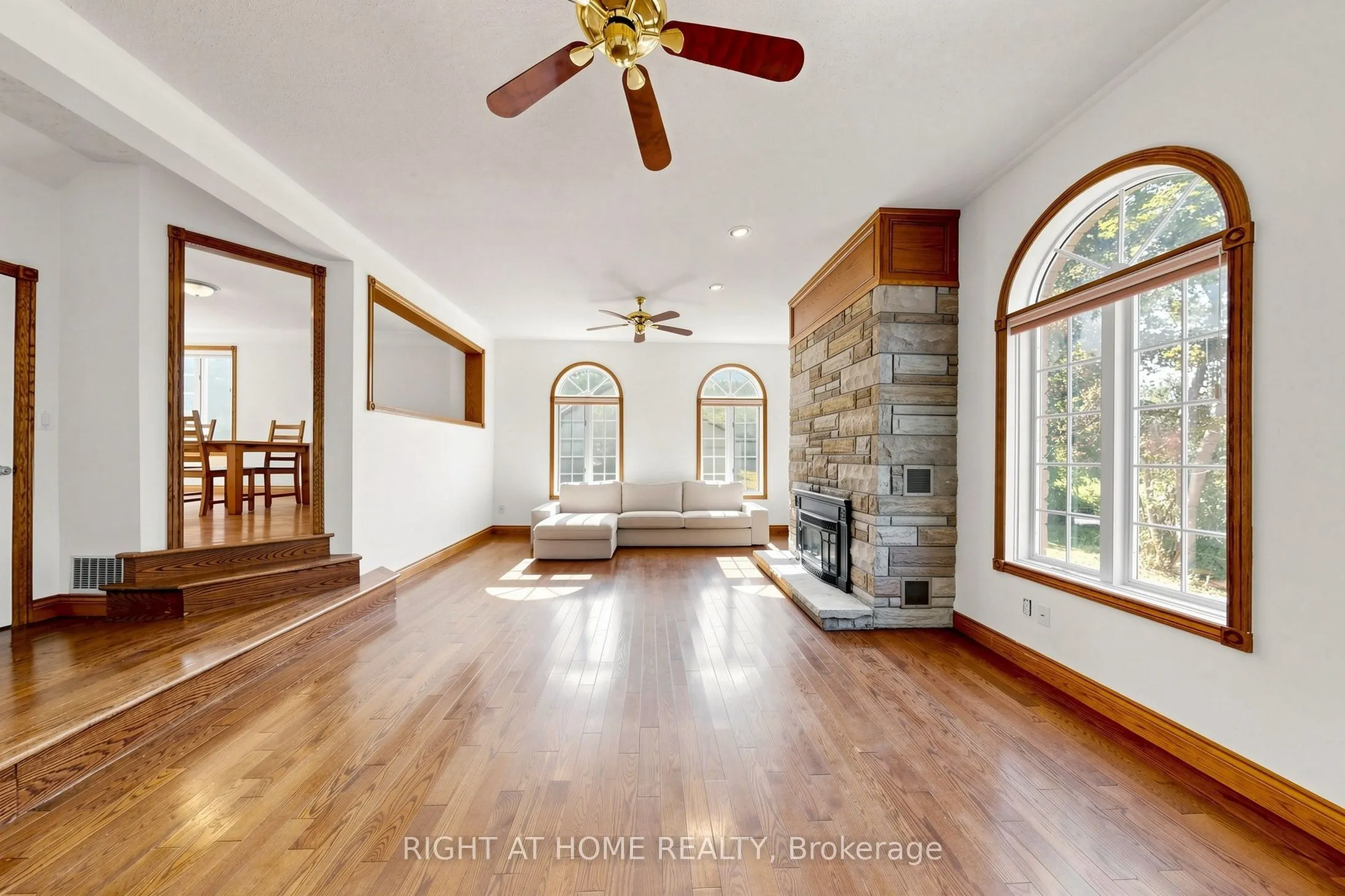 3016 Cole Road