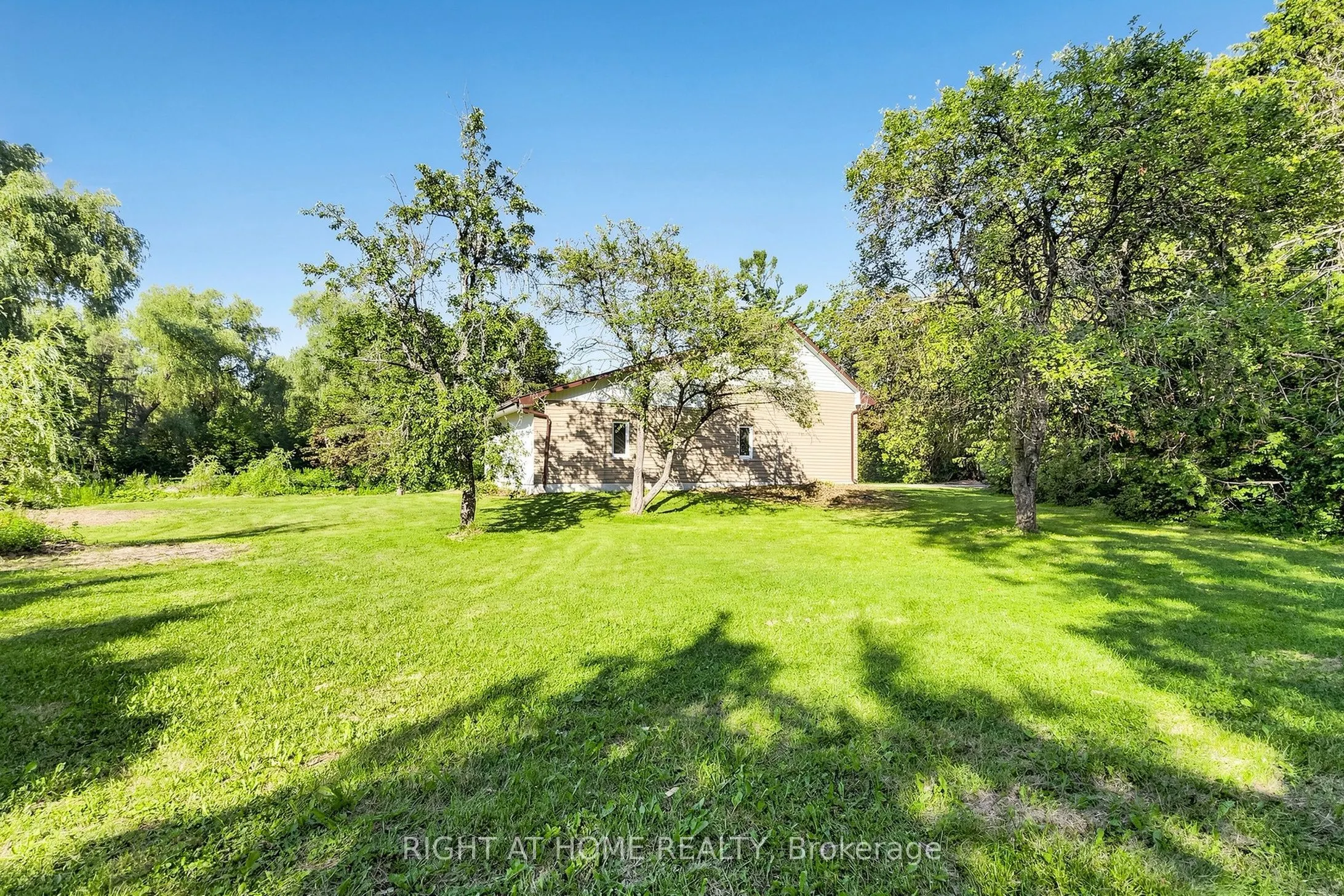3016 Cole Road