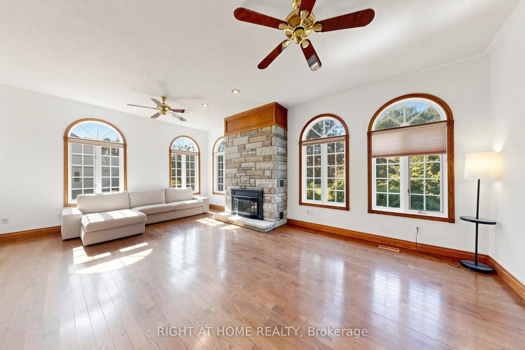 3016 Cole Road