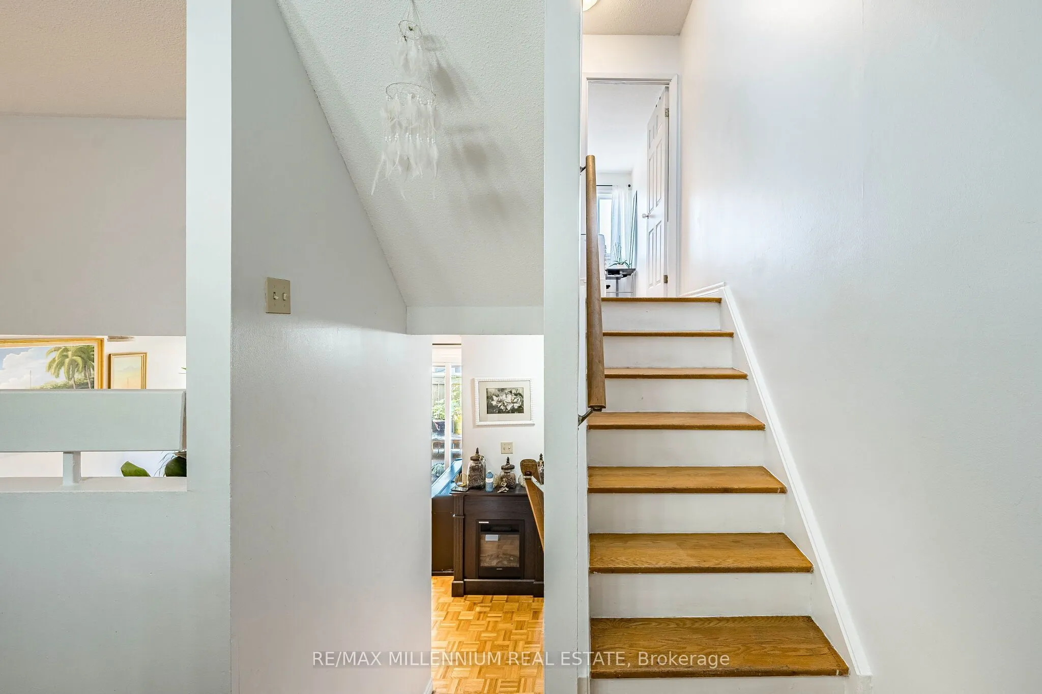 301 Milestone Crescent #142