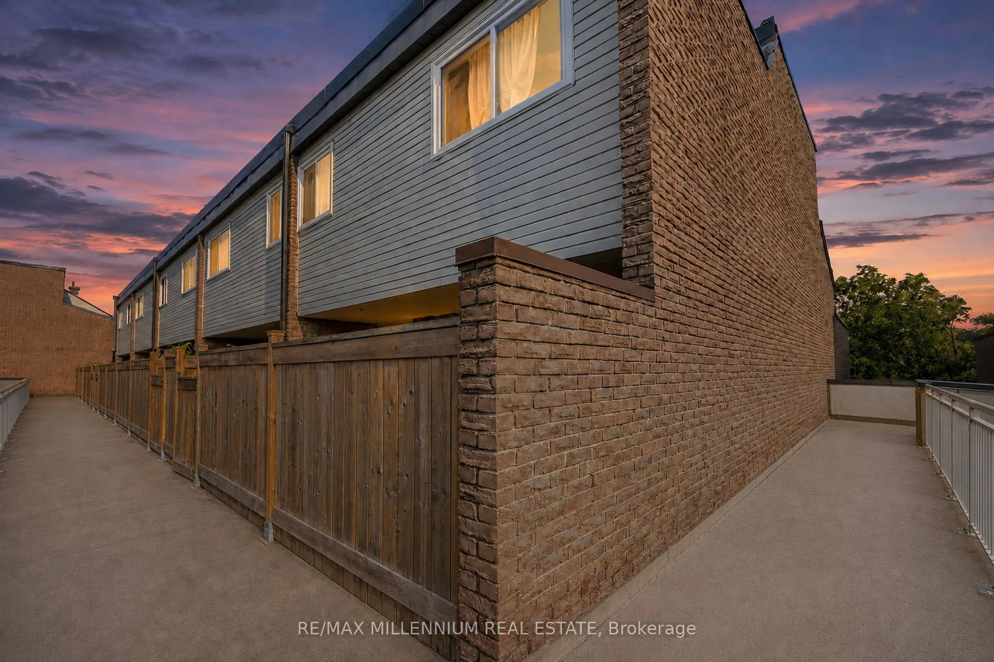 301 Milestone Crescent #142