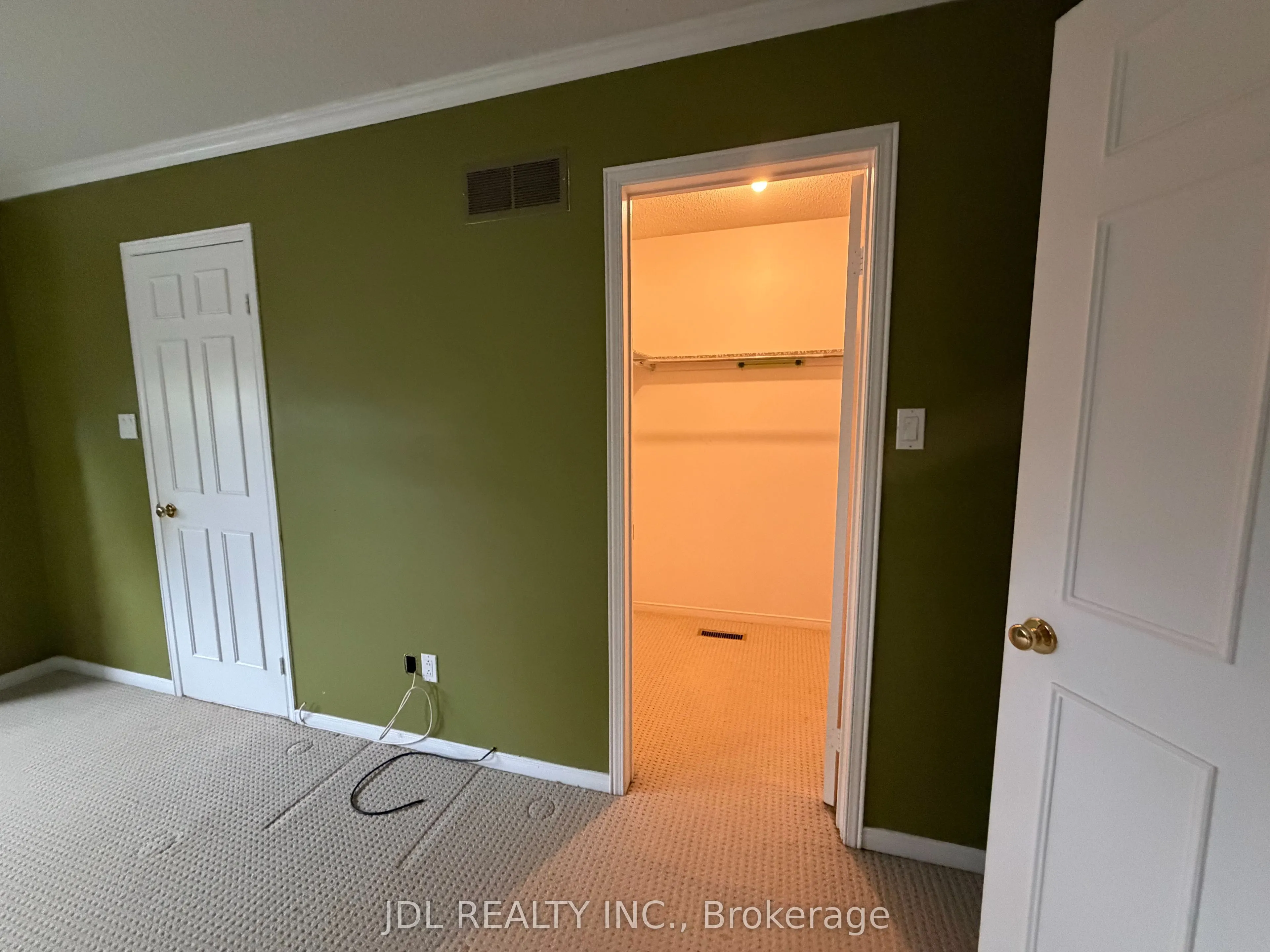 87 Strathmore Drive
