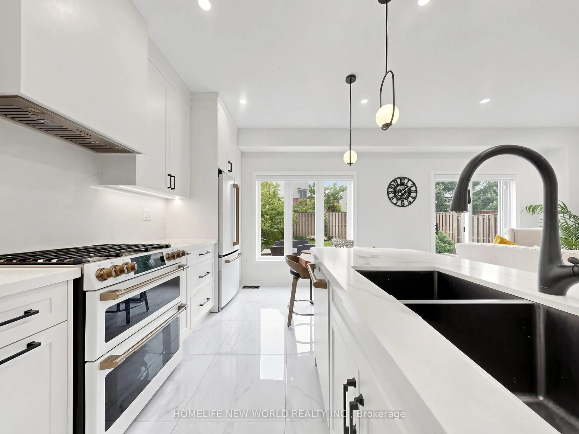 7 Monaco Crescent